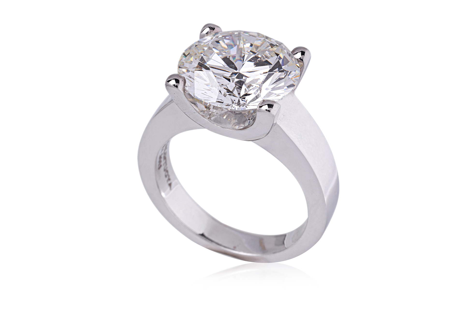 A FINE 7.25 CTS SOLITAIRE DIAMOND RING - Image 4 of 9