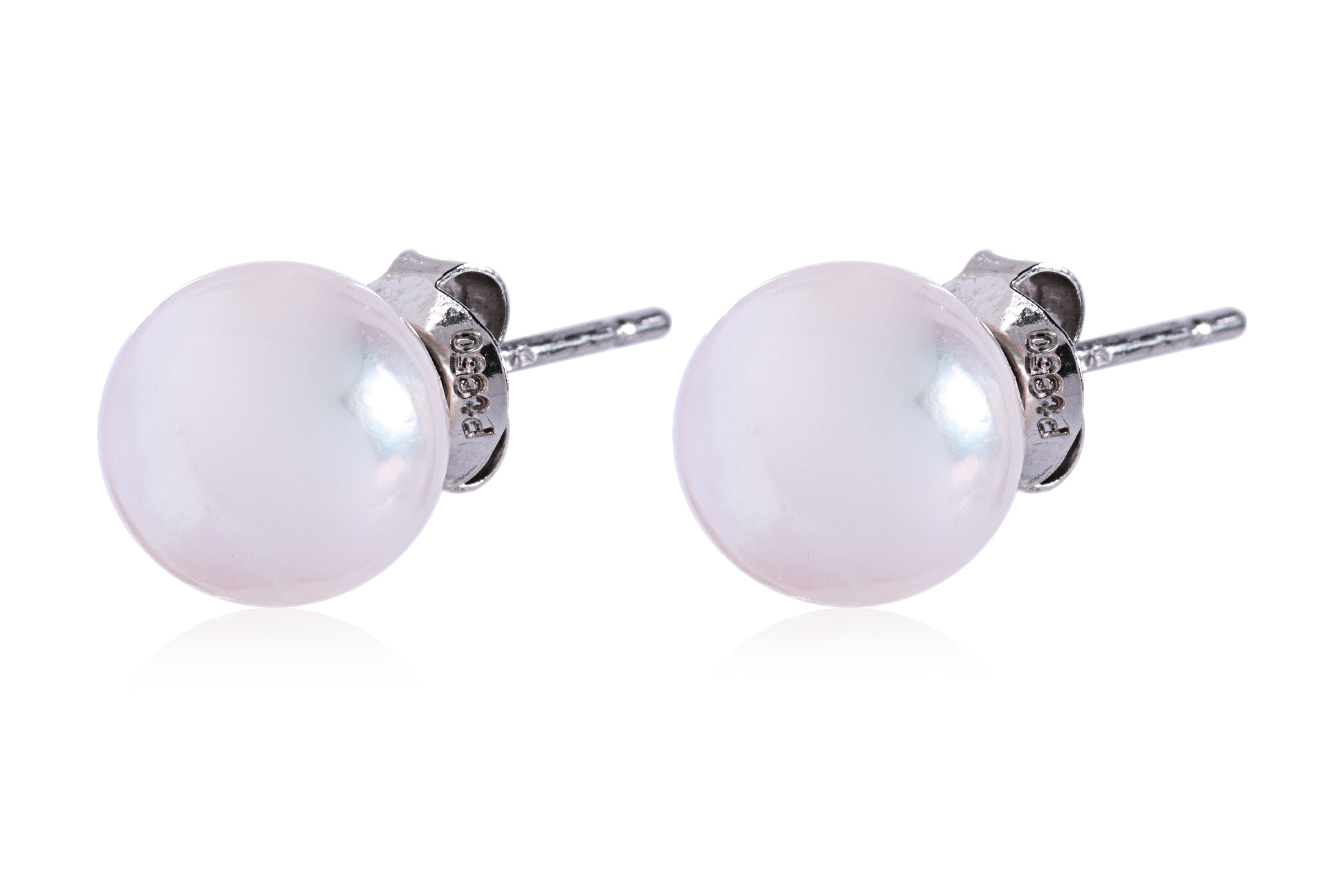 A PAIR OF AKOYA CULTURED PEARL STUD EARRINGS - Image 2 of 3