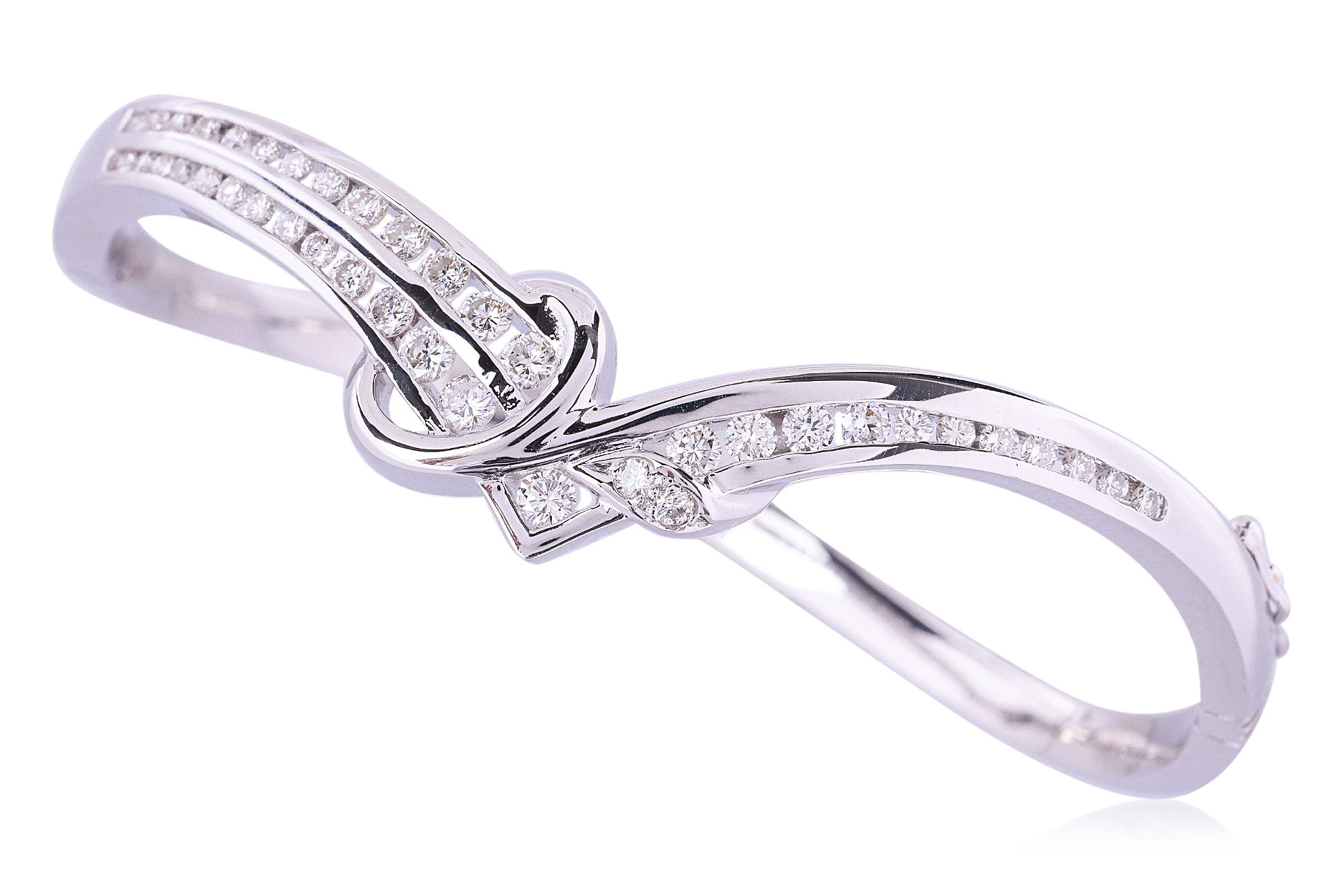 A DIAMOND BANGLE BY LARRY JEWELRY