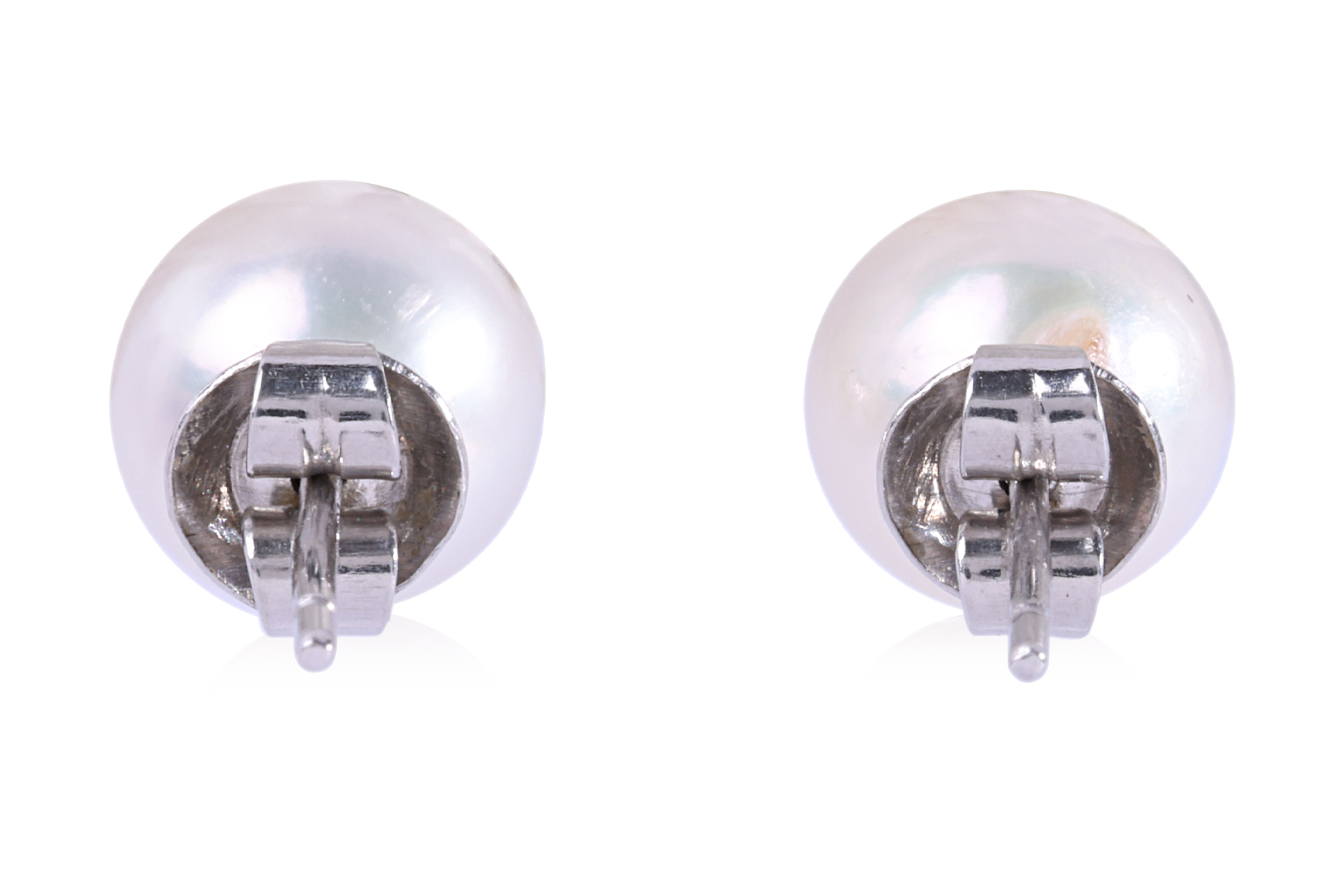 A PAIR OF AKOYA CULTURED PEARL STUD EARRINGS - Image 3 of 3