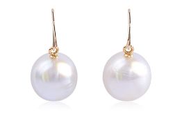 A PAIR OF CULTURED SOUTH SEA PEARL EARRINGS