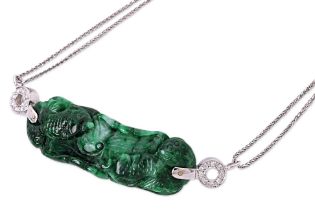 A JADE AND DIAMOND PENDANT NECKLACE