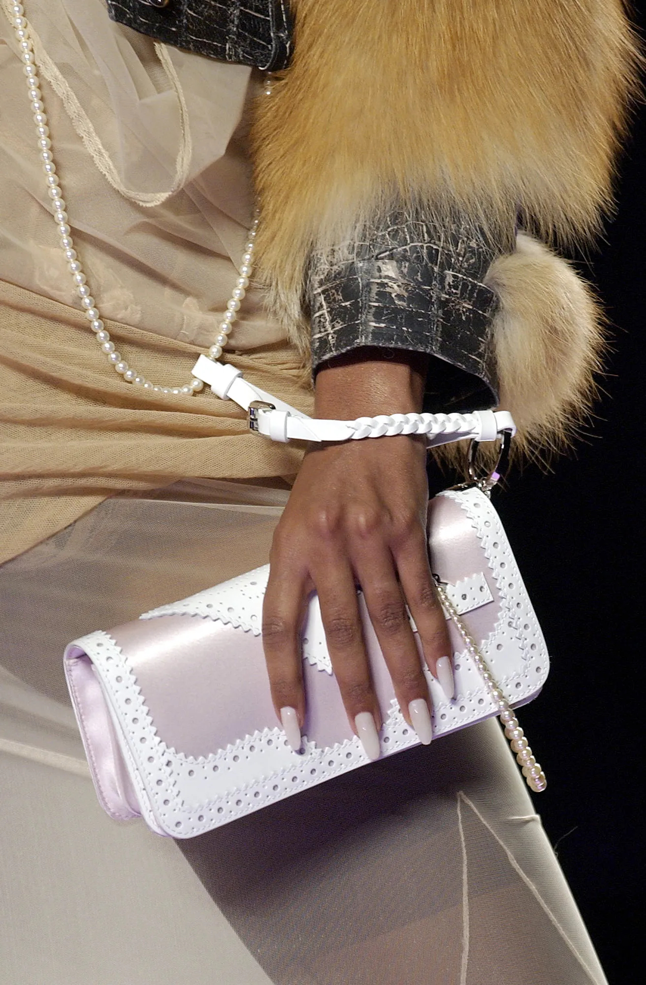 A CHRISTIAN DIOR 'D' TRICK BAG WITH FAUX PEARLS - Image 5 of 22