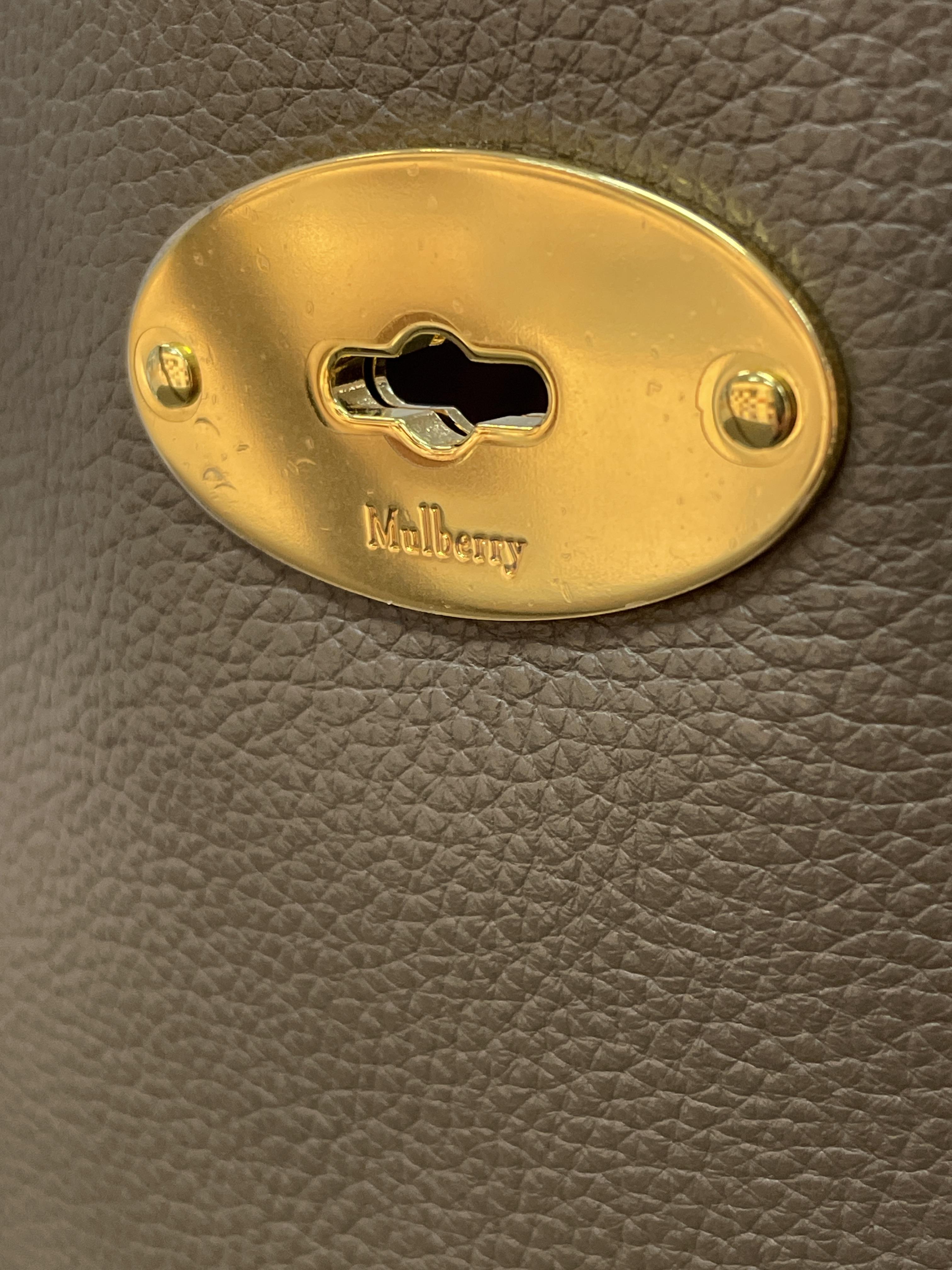 A MULBERRY BAYSWATER TOTE IN TAUPE - Image 3 of 5