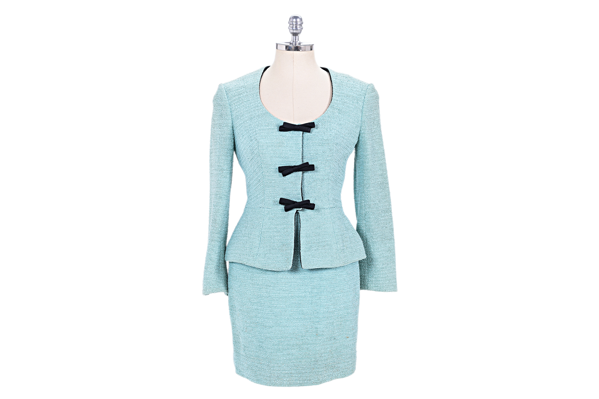 A CHRISTIAN DIOR TWO-PIECE SKIRT SUIT