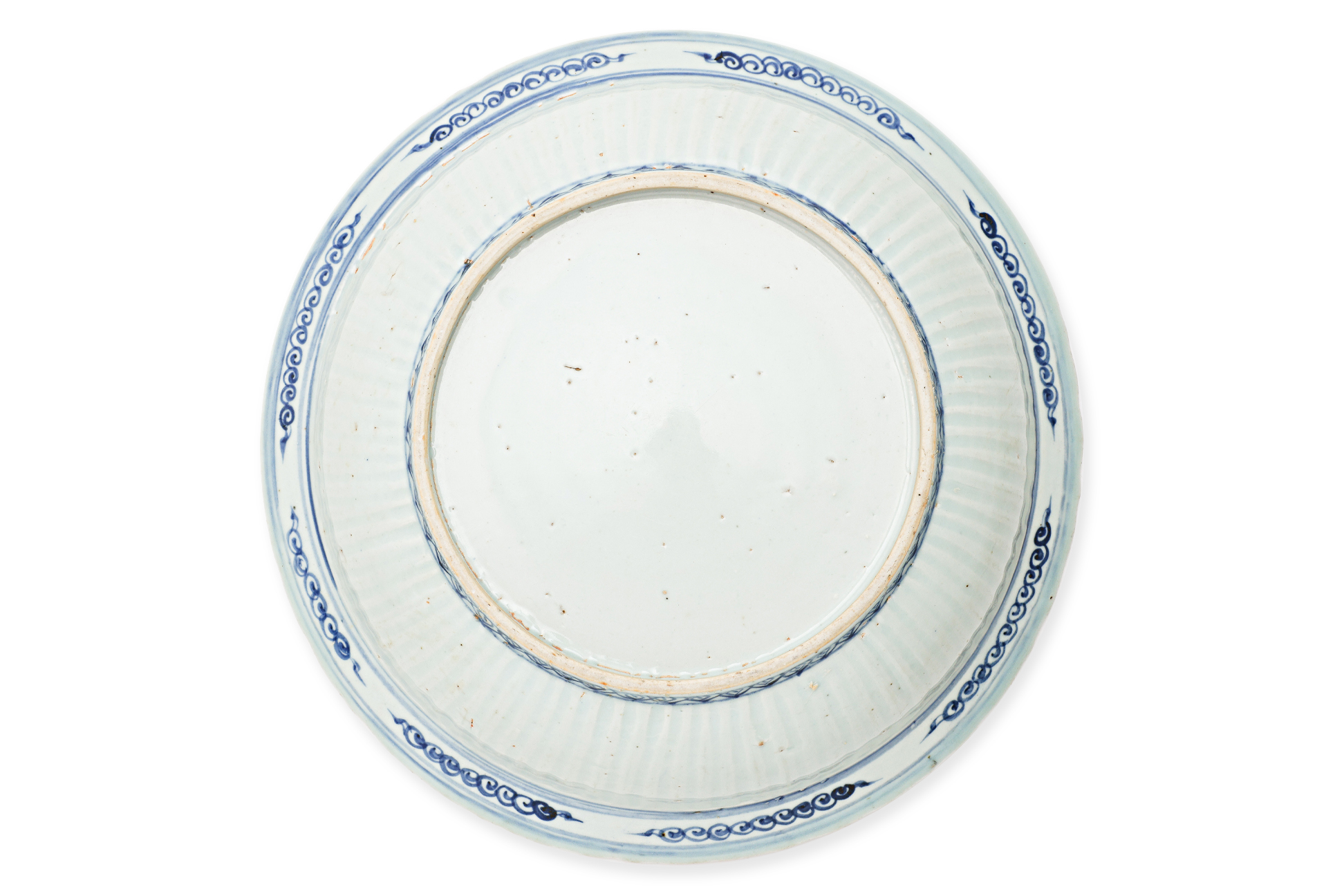 A BLUE AND WHITE PORCELAIN PHOENIX DISH - Image 3 of 13