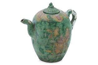 AN INCISED SANCAI GLAZED EWER AND COVER