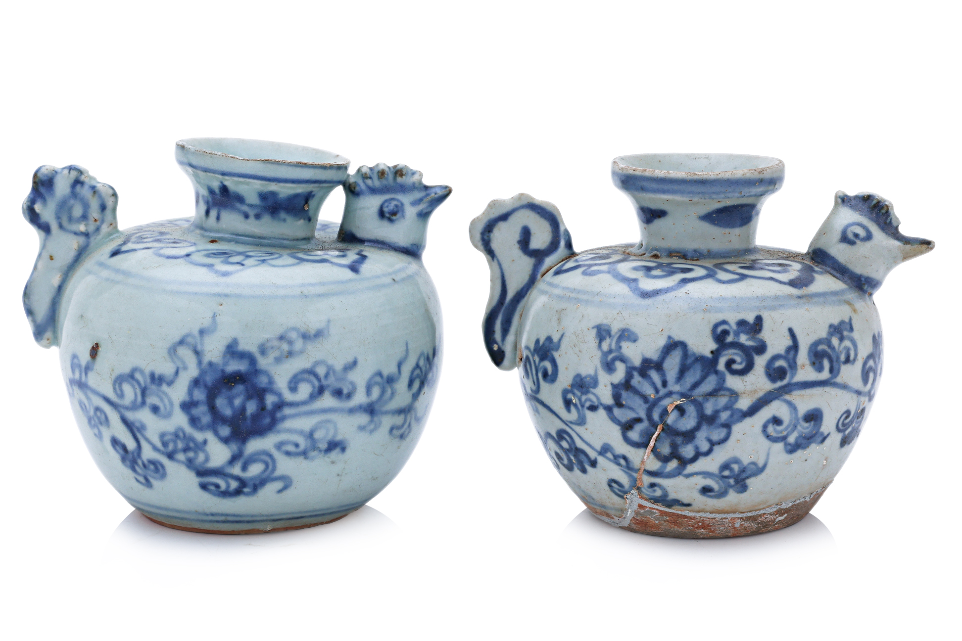 A PAIR OF BLUE AND WHITE PORCELAIN CHICKEN WATER DROPPERS - Image 2 of 4