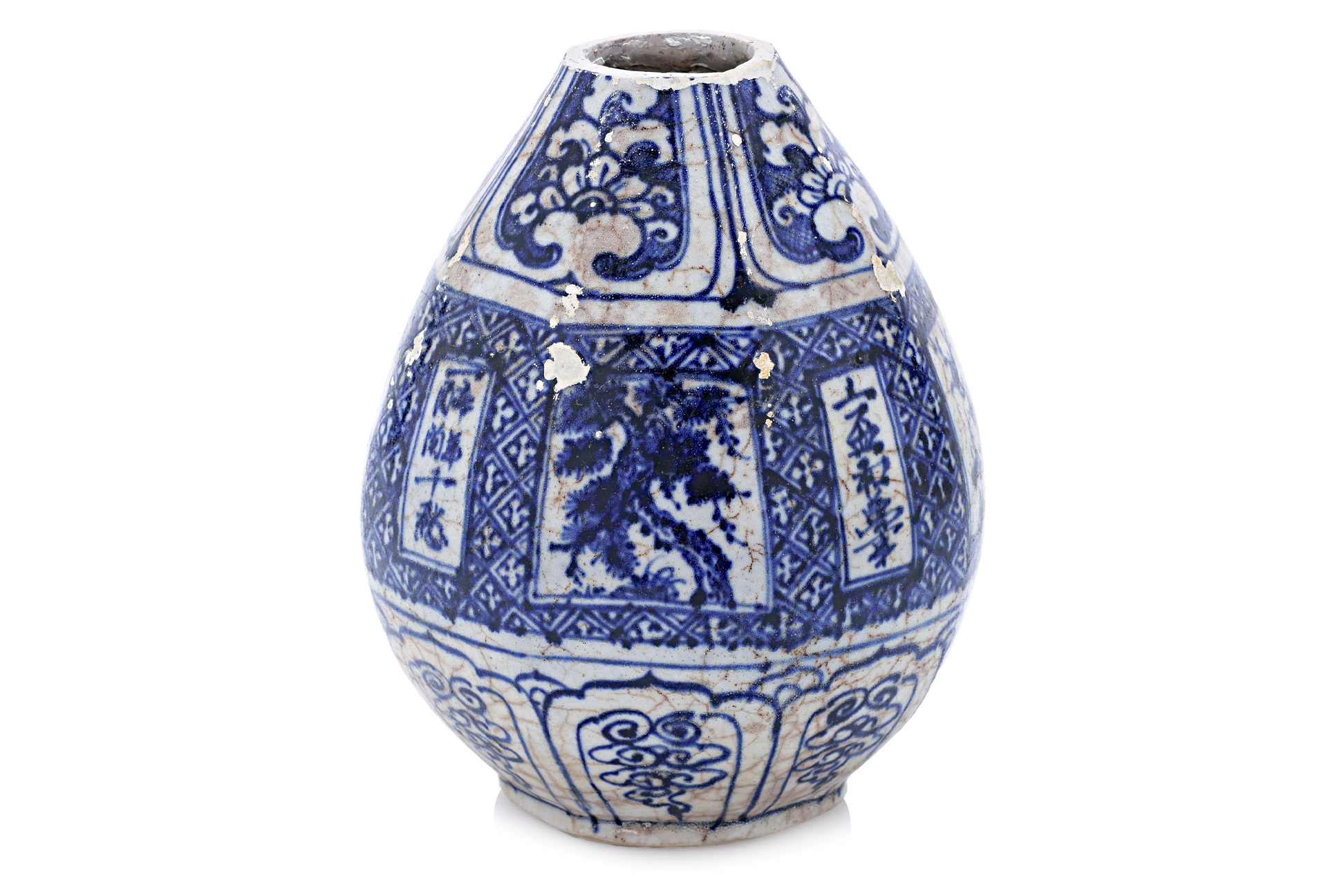 A VIETNAMESE BLUE AND WHITE PEAR SHAPED VASE