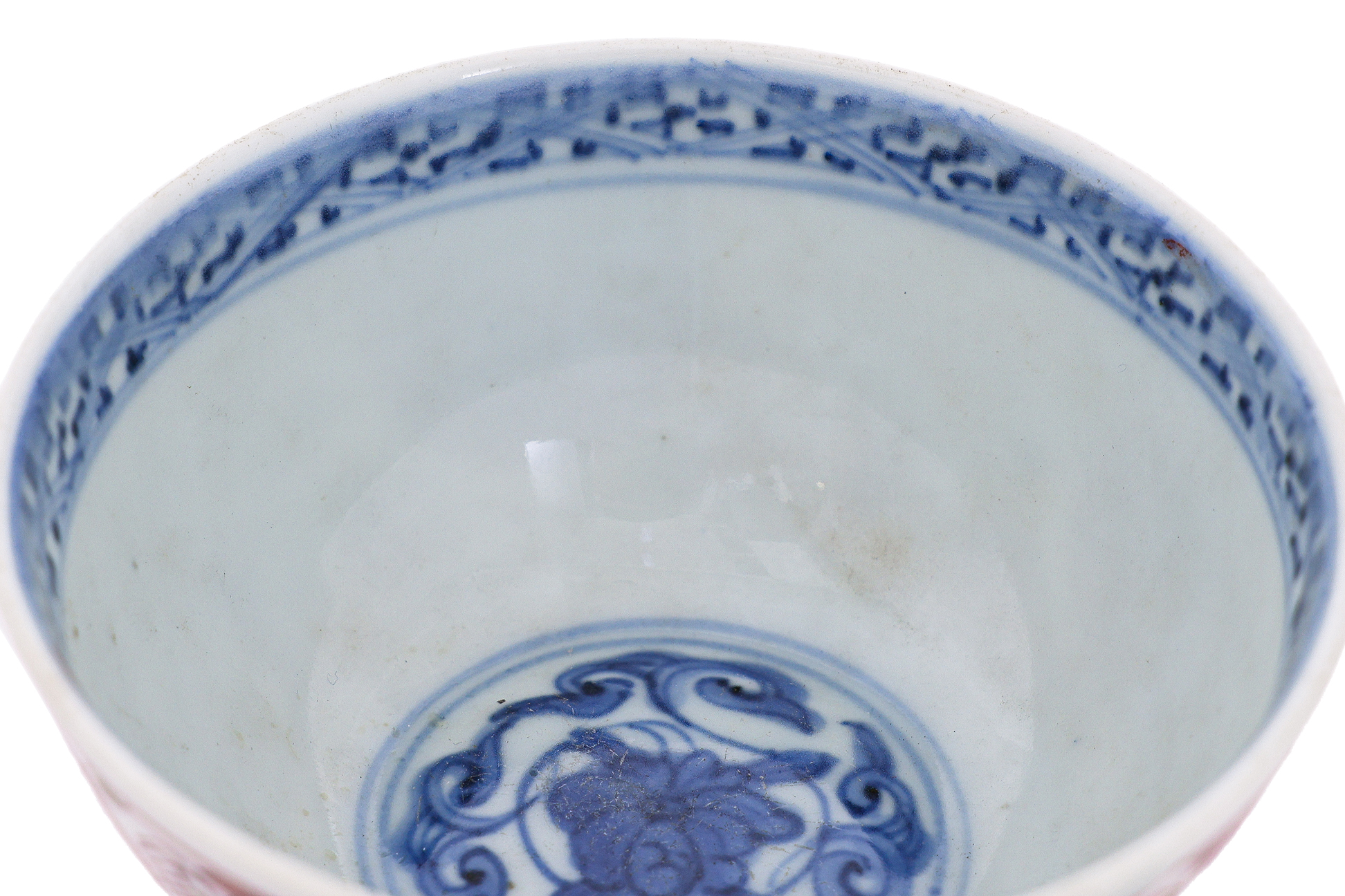 A BLUE AND WHITE KINRANDE TYPE BOWL - Image 4 of 6