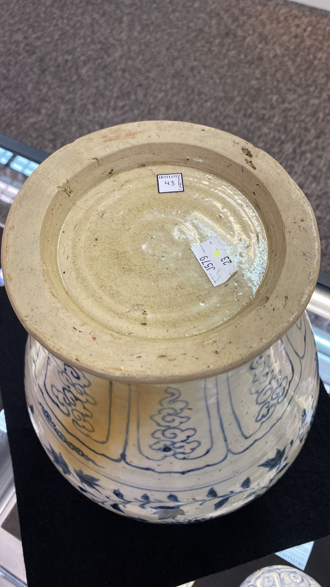 A LARGE VIETNAMESE BLUE AND WHITE BALUSTER JAR - Image 13 of 13