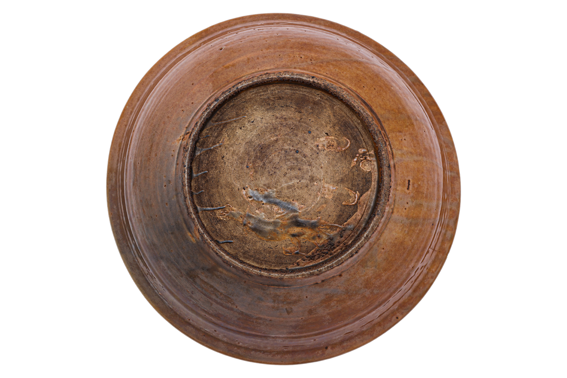 A LARGE SWATOW SLIP-DECORATED RUSSET GROUND BOWL - Image 2 of 8