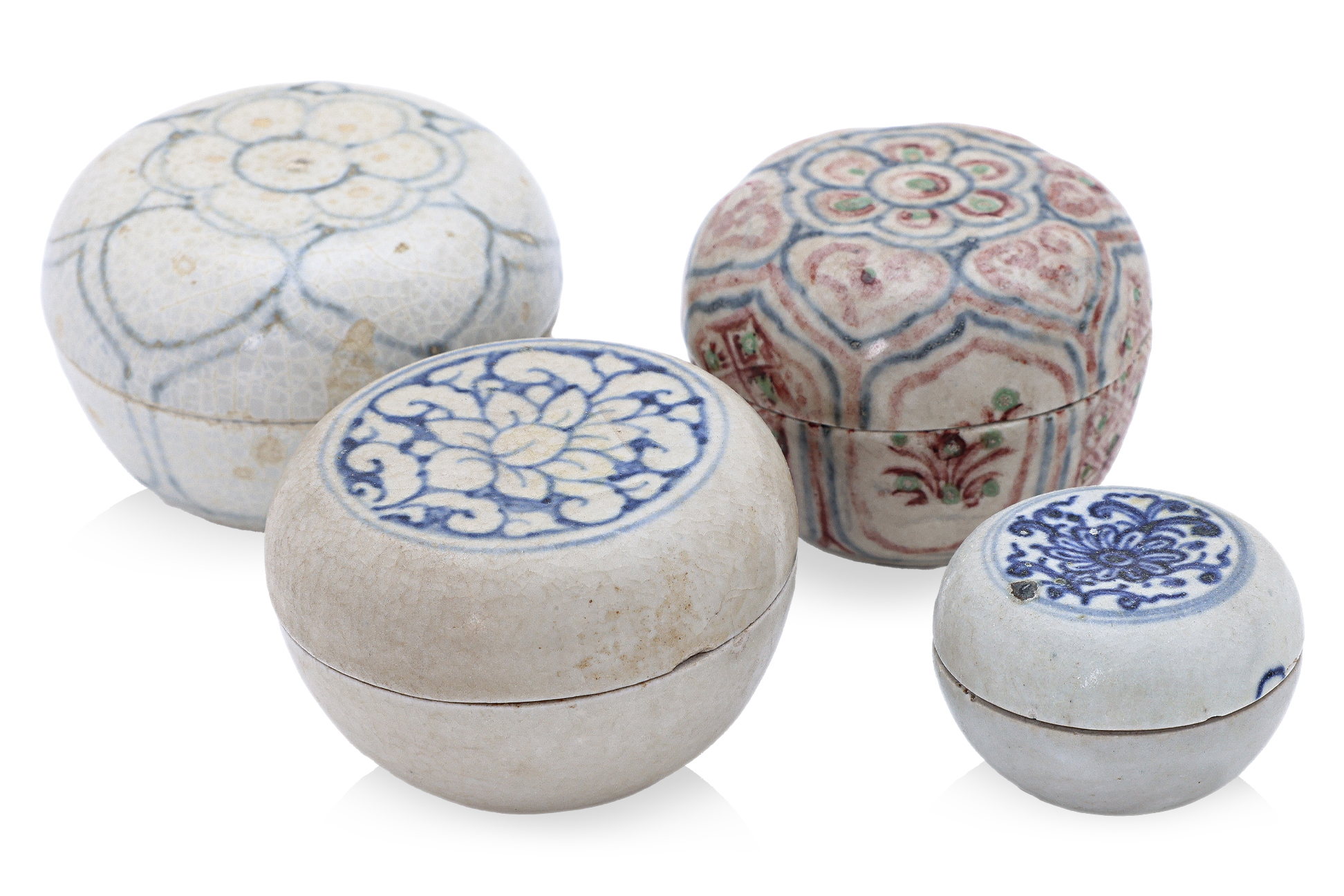 A GROUP OF FOUR VIETNAMESE CIRCULAR BOXES AND COVERS