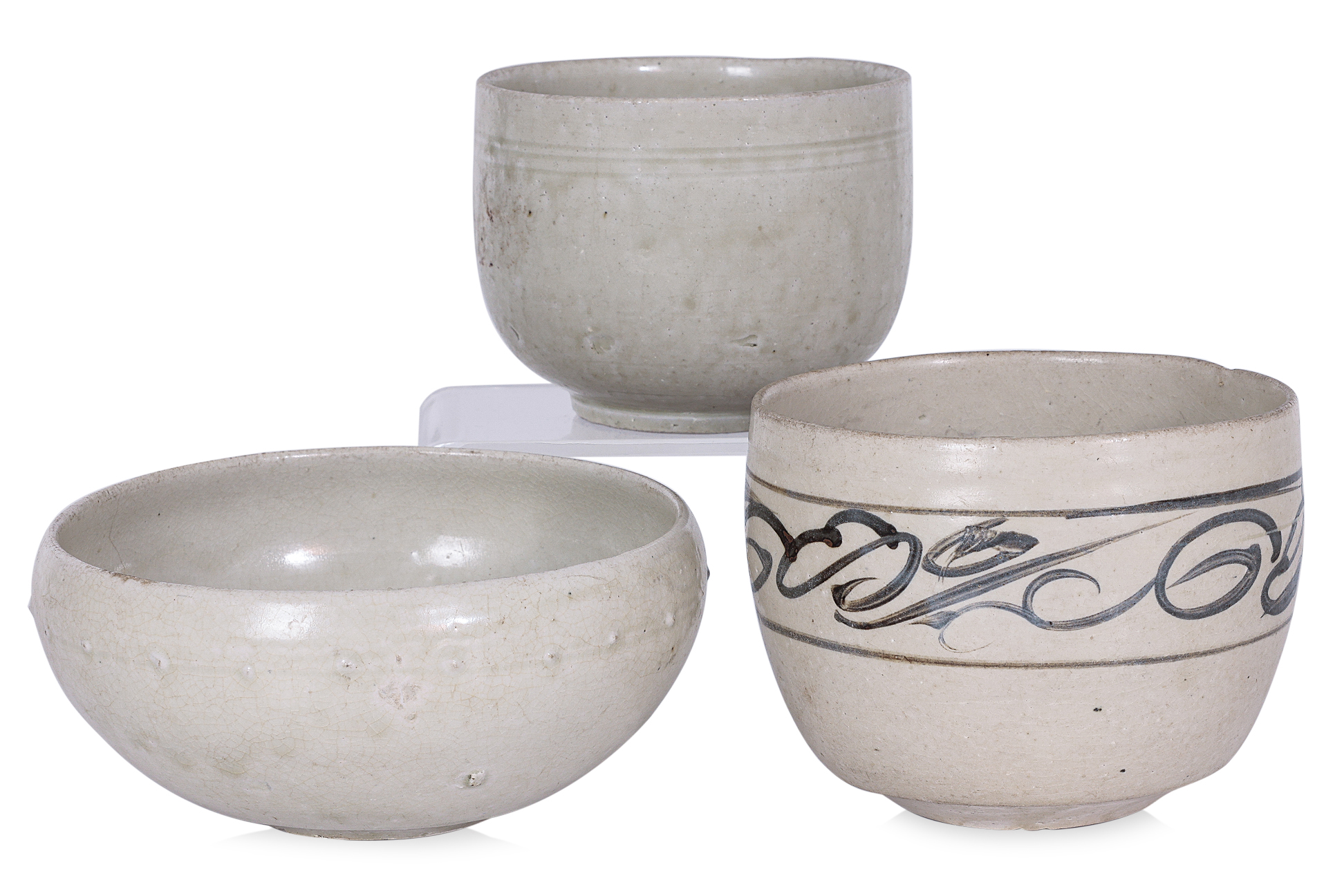 TWO VIETNAMESE BEAKERS AND A BOWL