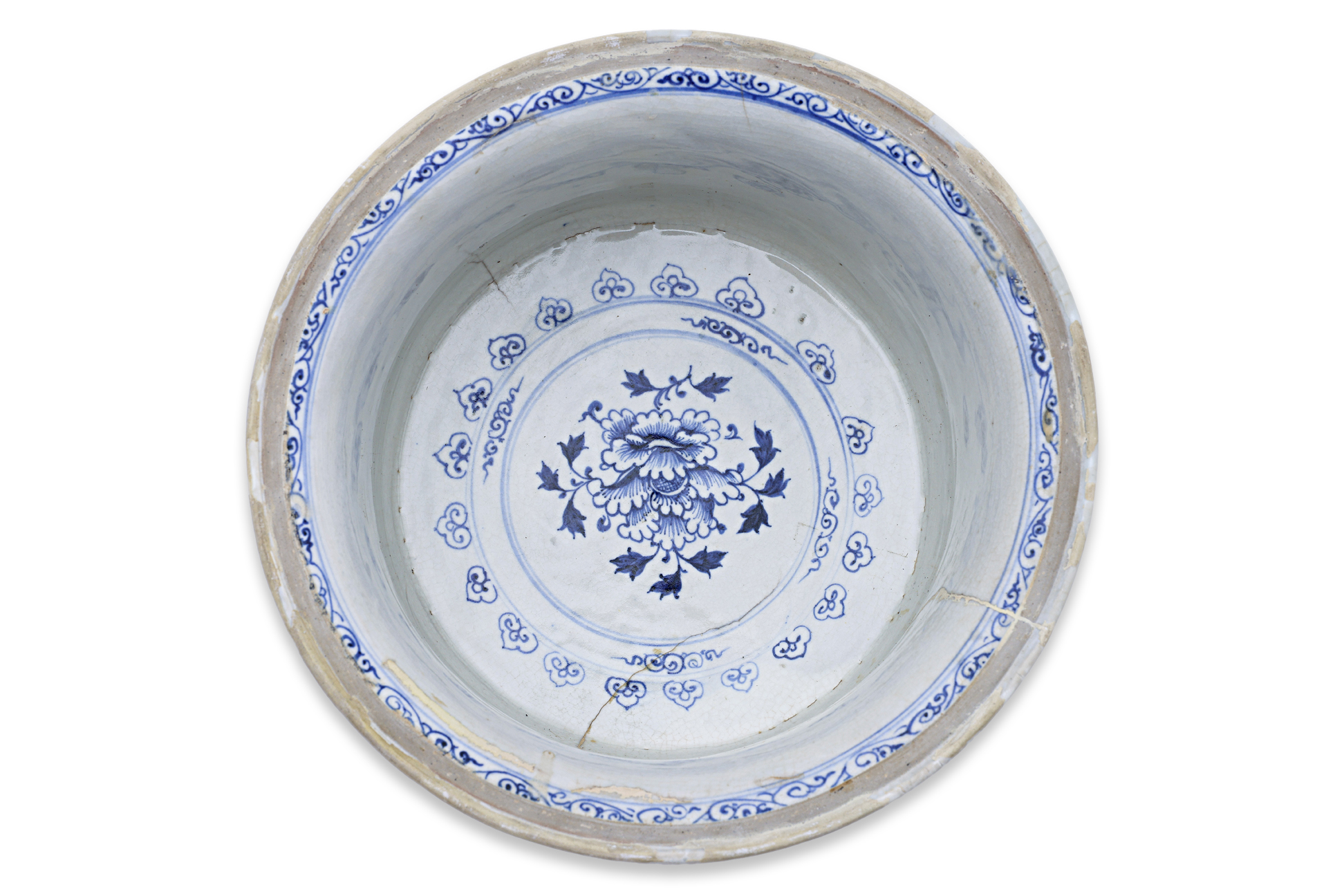 A LARGE AND RARE VIETNAMESE BLUE AND WHITE BOWL AND COVER - Image 4 of 29