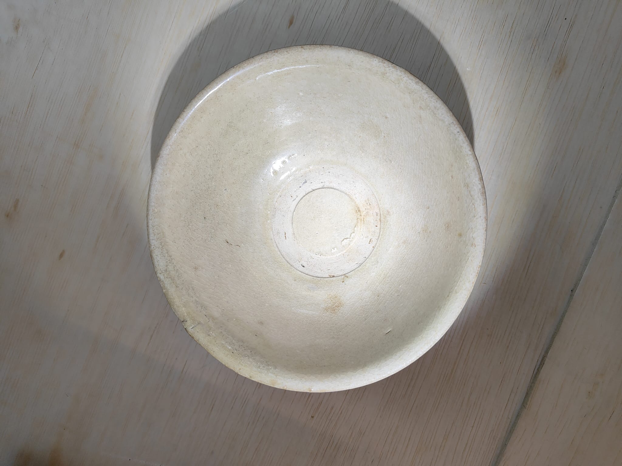 A VIETNAMESE TWO COLOUR GLAZED BOWL - Bild 7 aus 9