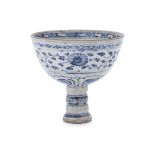 A VIETNAMESE BLUE AND WHITE STEM CUP