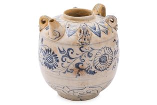 A VIETNAMESE BLUE AND WHITE WINE JAR