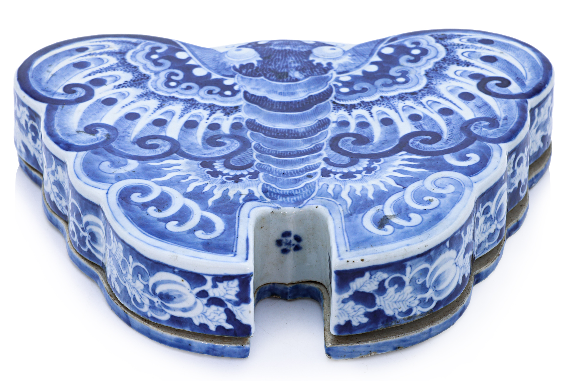 A BLUE AND WHITE PORCELAIN SWEETMEAT SET - Image 2 of 11