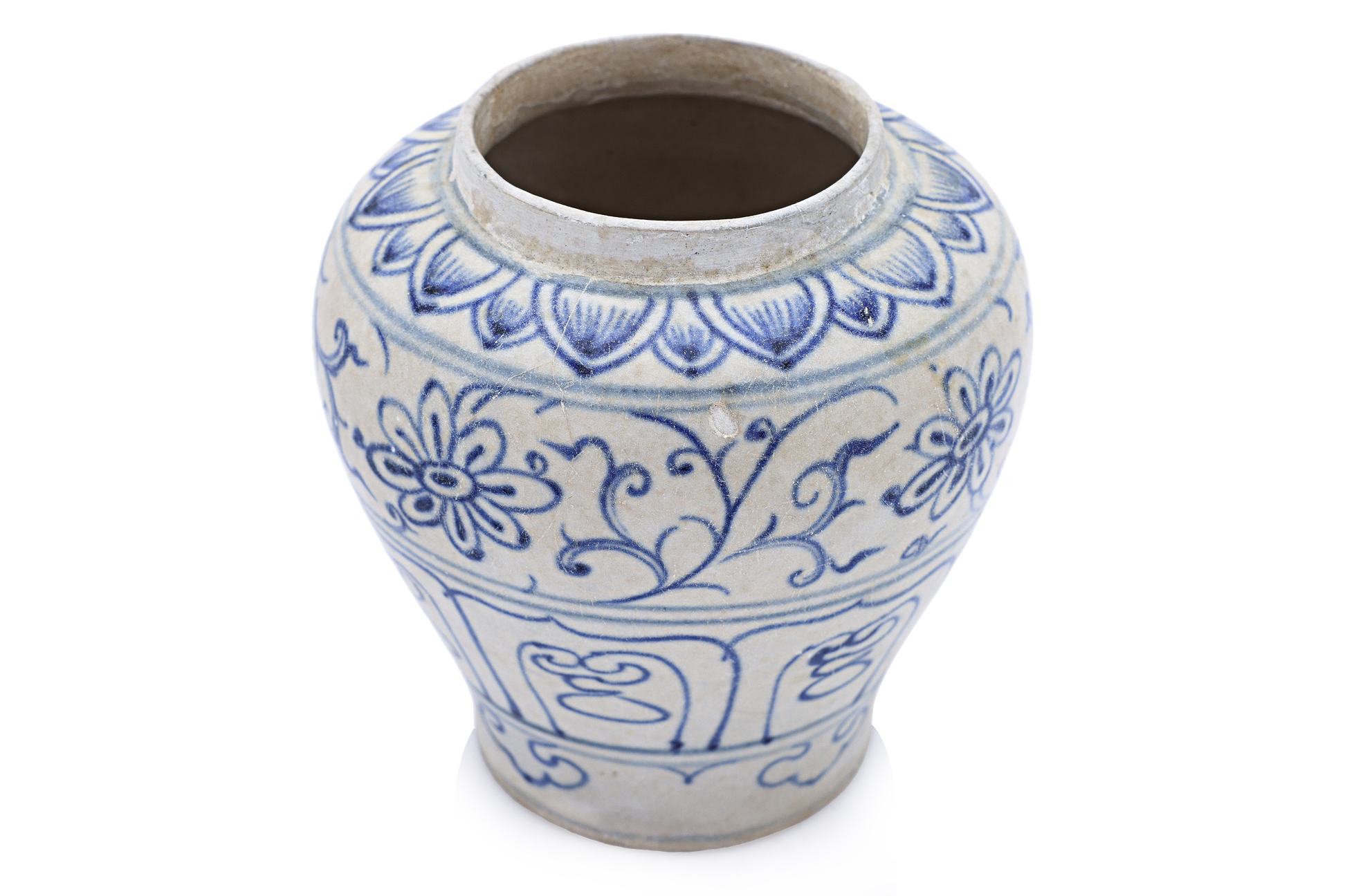 A SMALL VIETNAMESE BLUE AND WHITE JAR AND DISH - Image 2 of 4