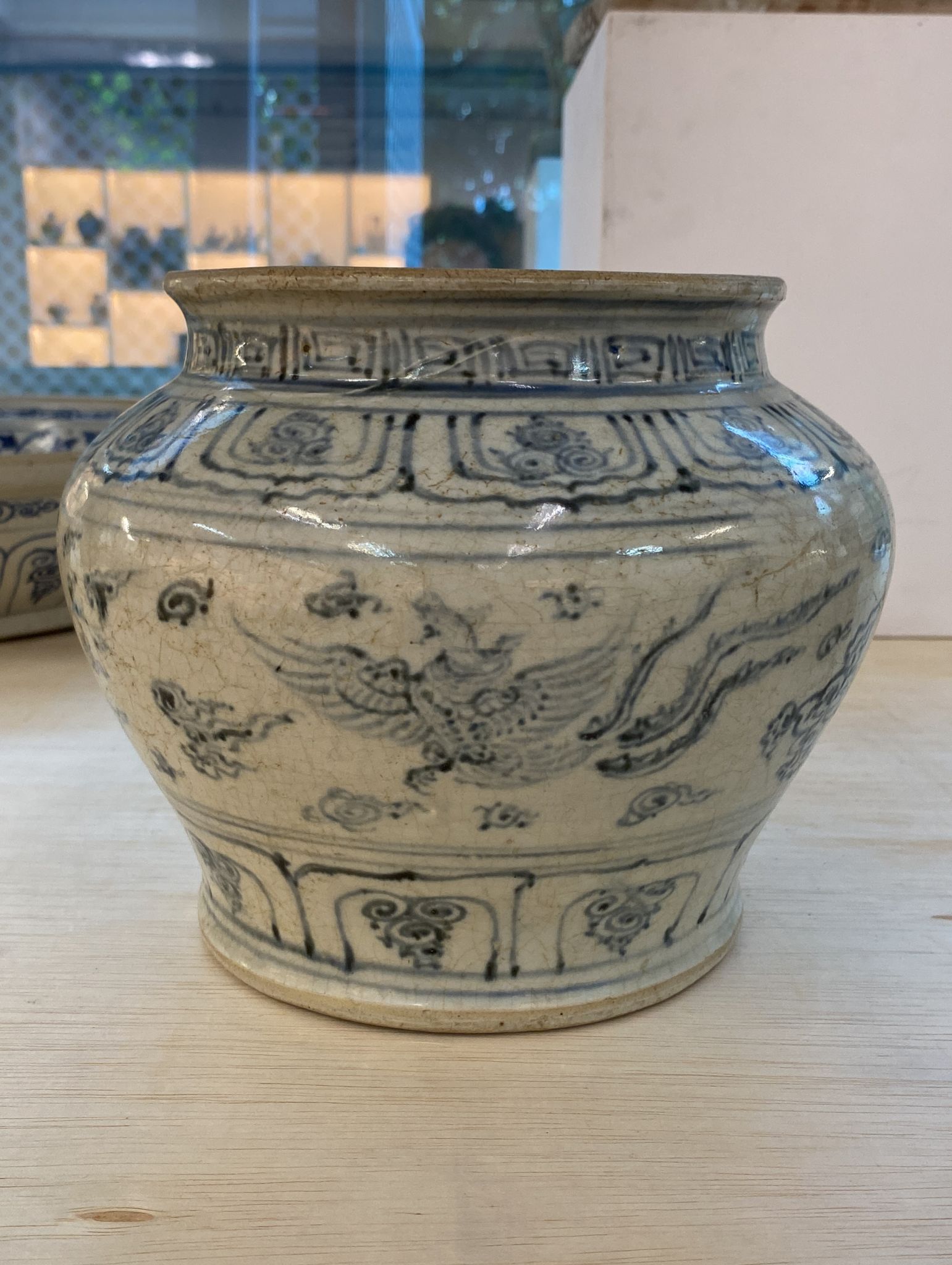 A VIETNAMESE BLUE AND WHITE PHOENIX JAR - Image 9 of 17