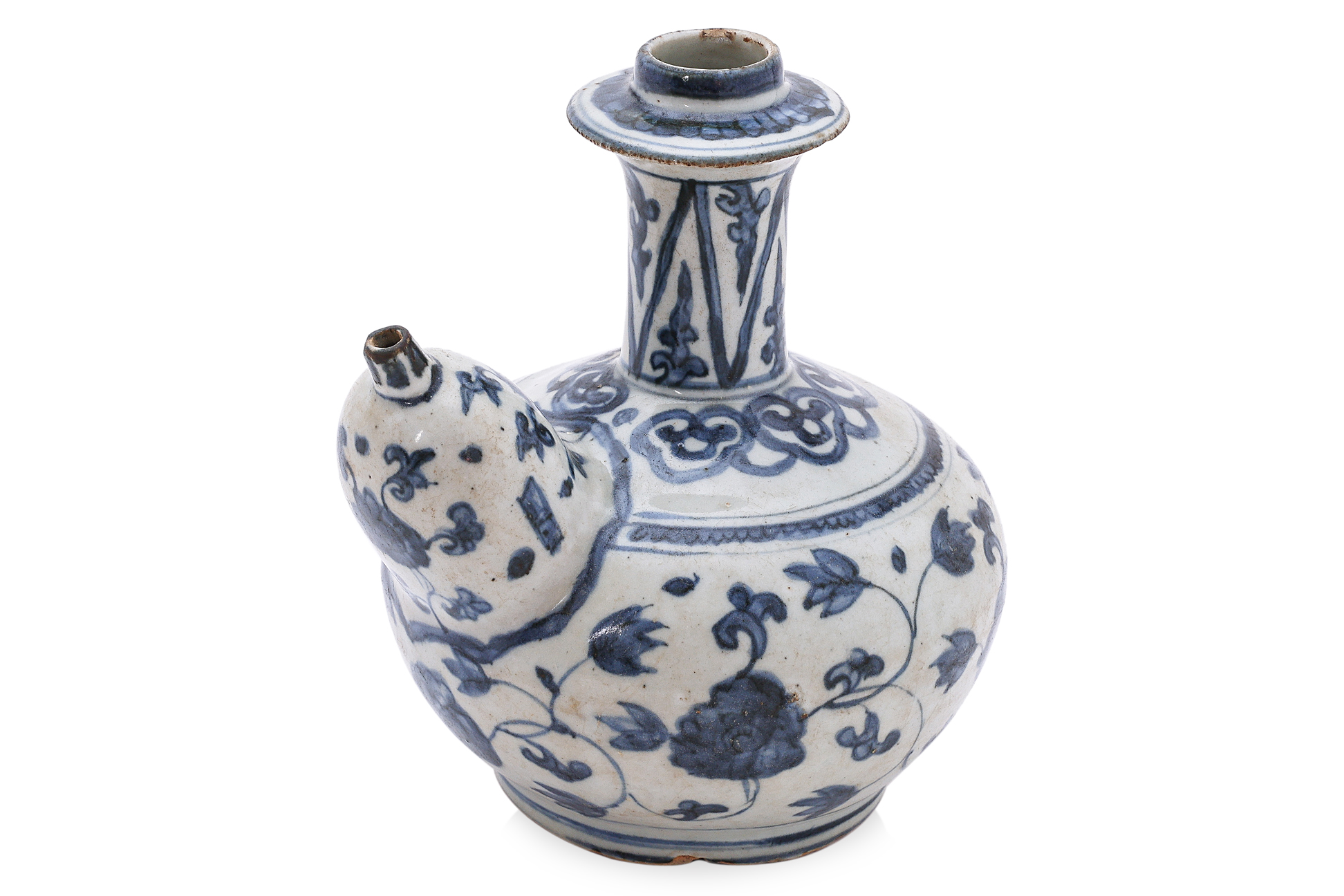 A BLUE AND WHITE PORCELAIN KENDI