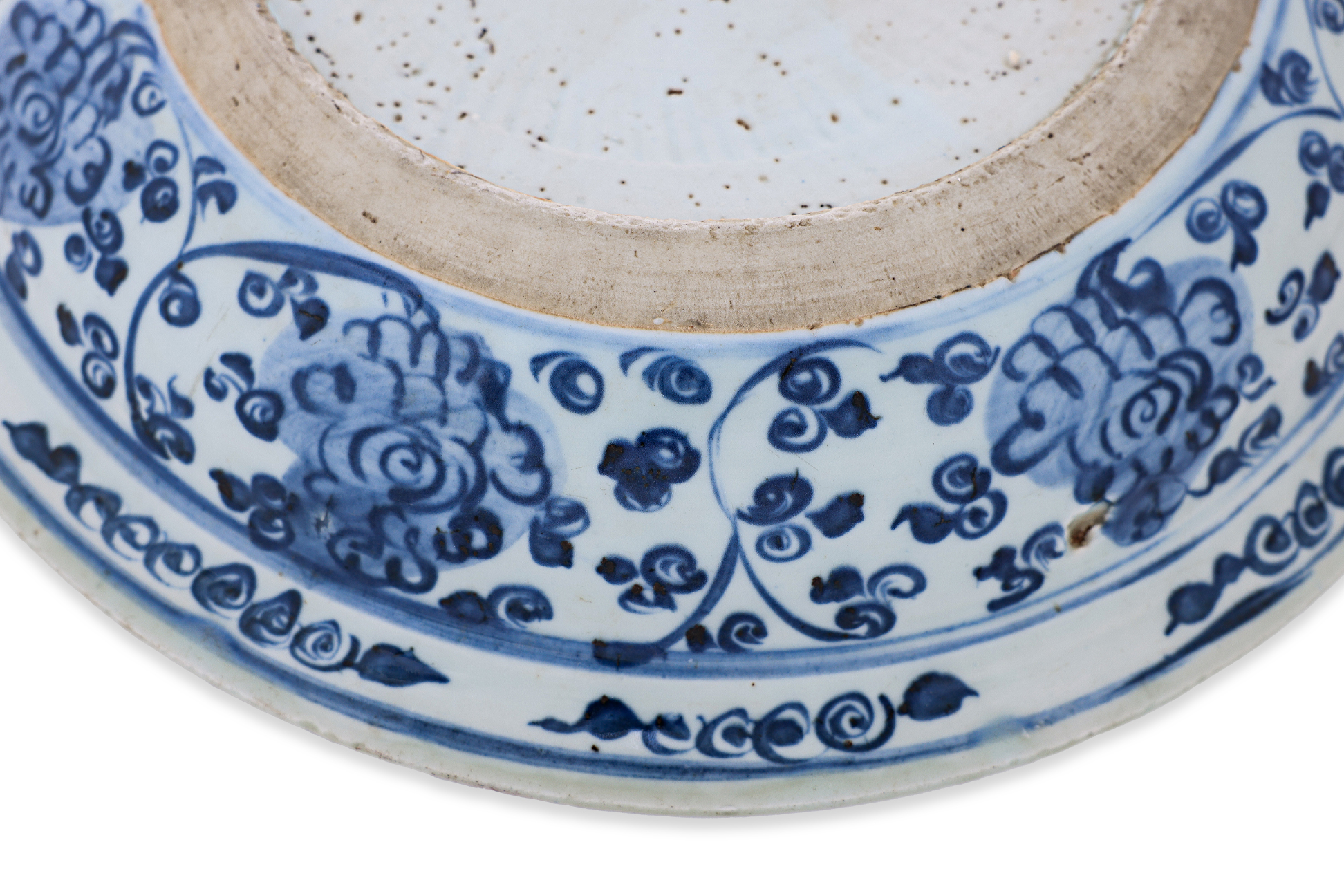 A BLUE AND WHITE PHOENIX DISH - Image 4 of 15