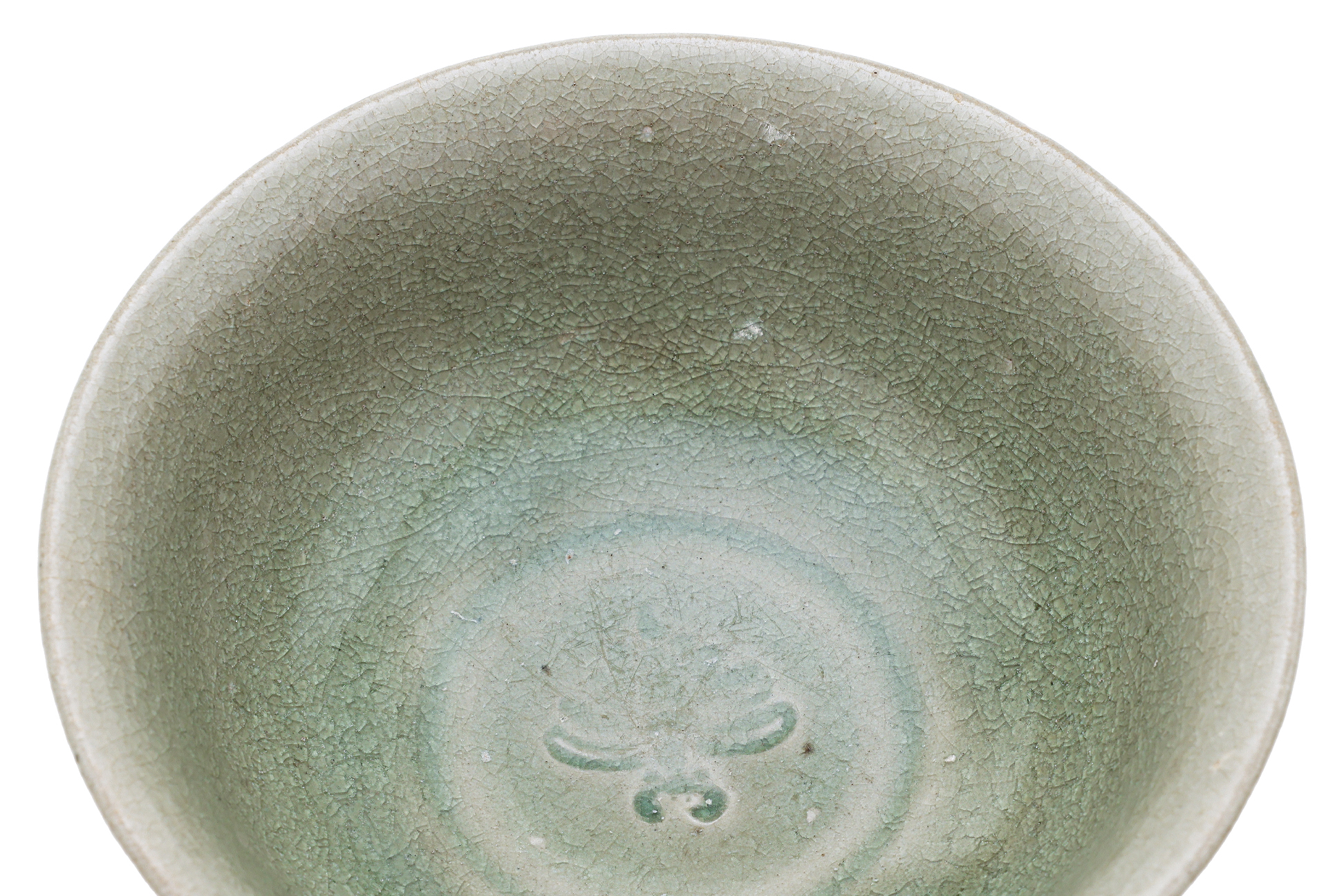 A VIETNAMESE MOULDED BUTTERFLY CELADON BOWL - Image 2 of 3