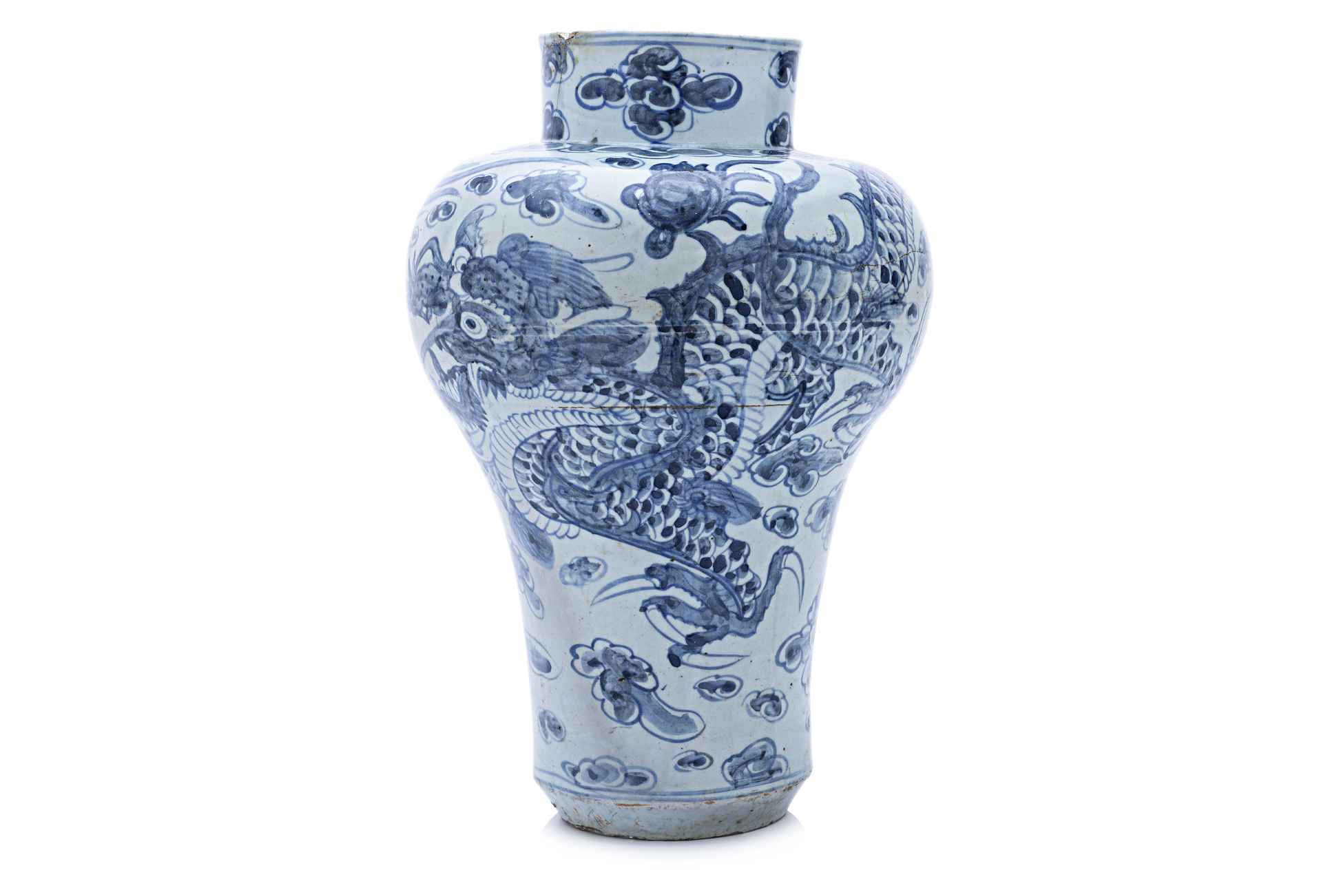 A LARGE KOREAN BLUE AND WHITE DRAGON VASE - Image 2 of 11