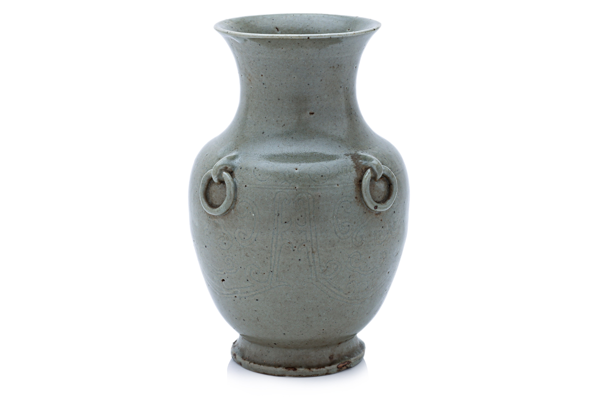 A YUE-TYPE ARCHAISTIC INCISED CELADON VASE