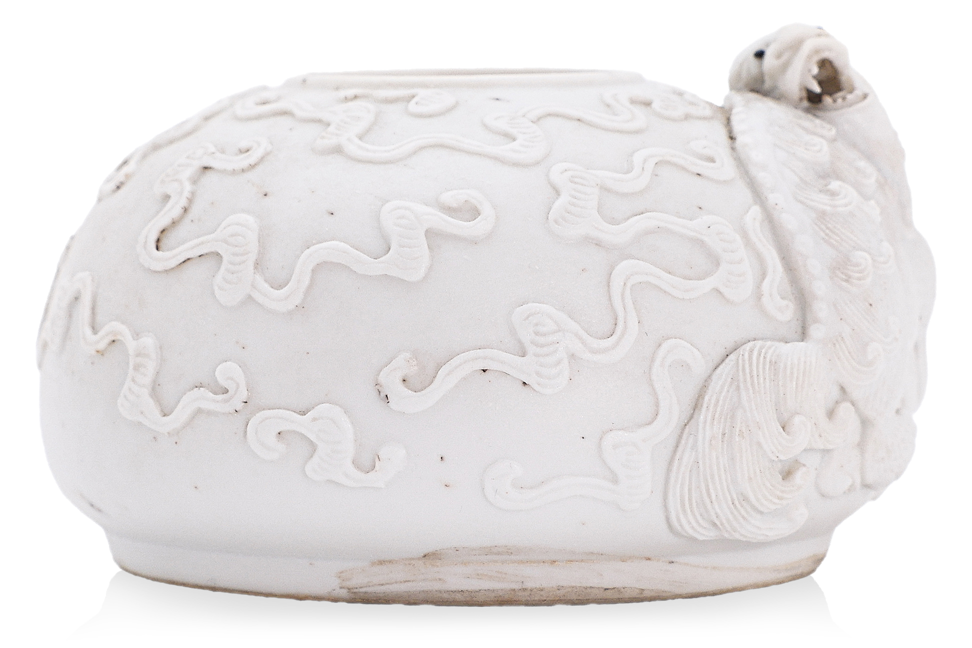 A CARVED BISCUIT PORCELAIN WATER POT - Image 3 of 6