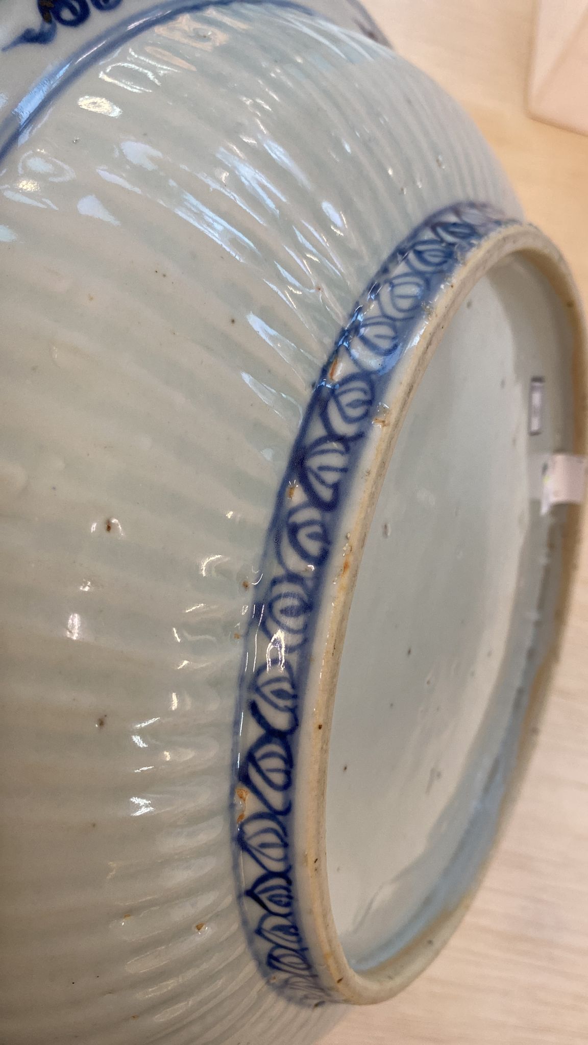 A BLUE AND WHITE PORCELAIN PHOENIX DISH - Image 10 of 13