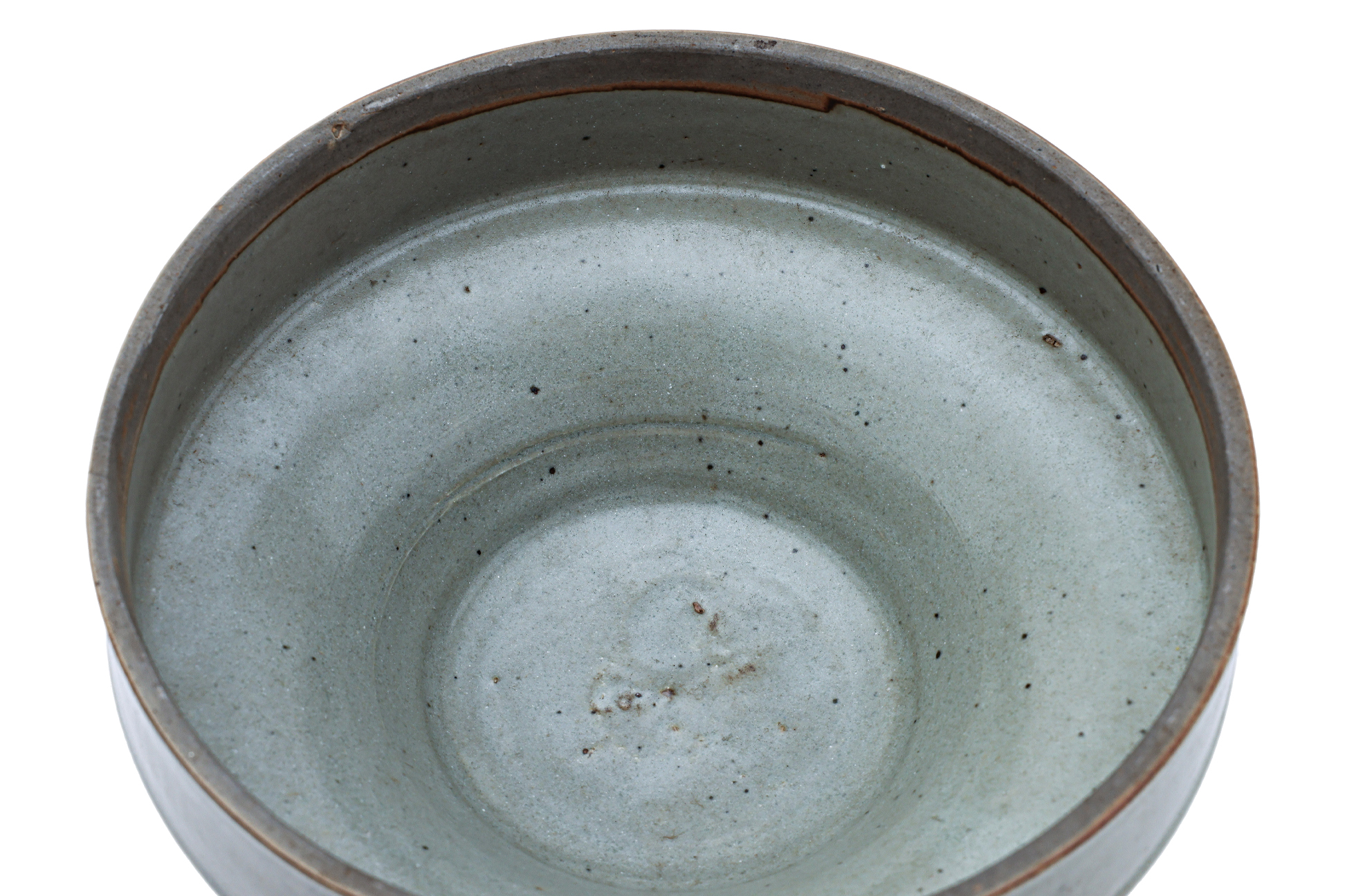 A YUE-TYPE ARCHAISTIC INCISED CELADON BOWL AND COVER - Image 3 of 5