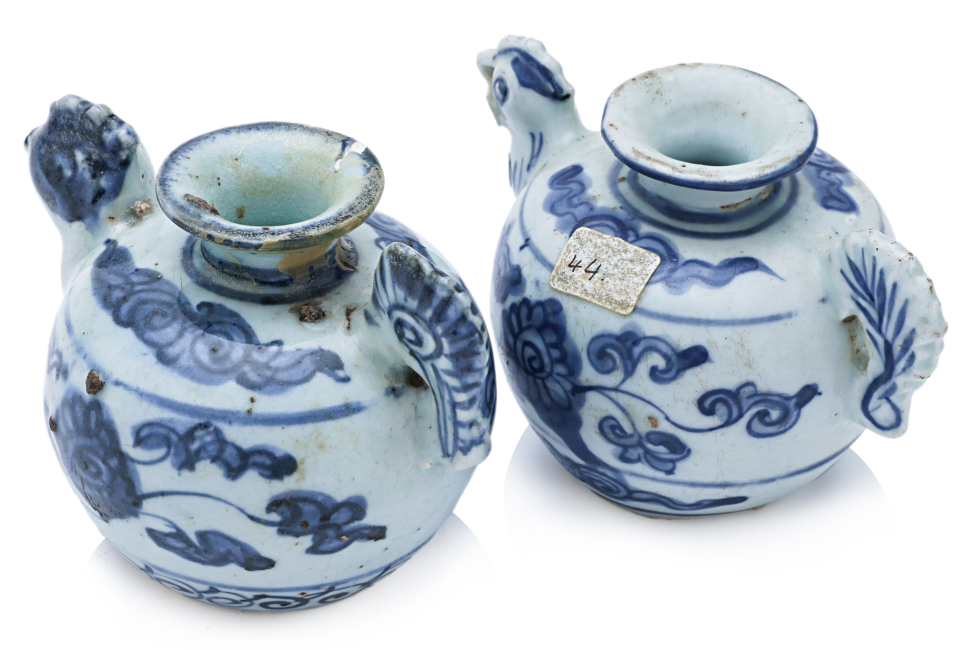 A PAIR OF BLUE AND WHITE PORCELAIN CHICKEN WATER DROPPERS - Image 3 of 4