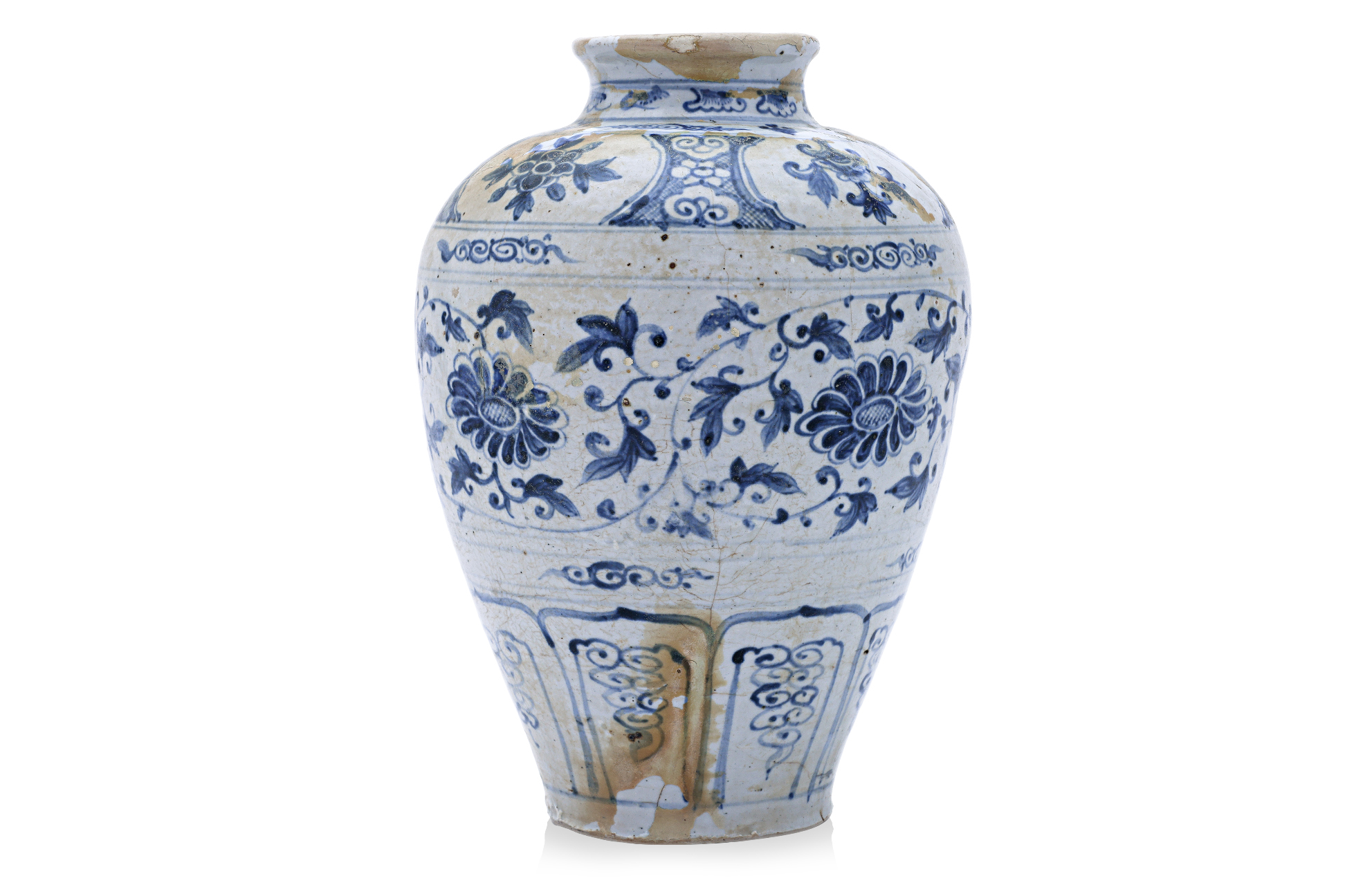 A LARGE VIETNAMESE BLUE AND WHITE JAR - Image 2 of 15