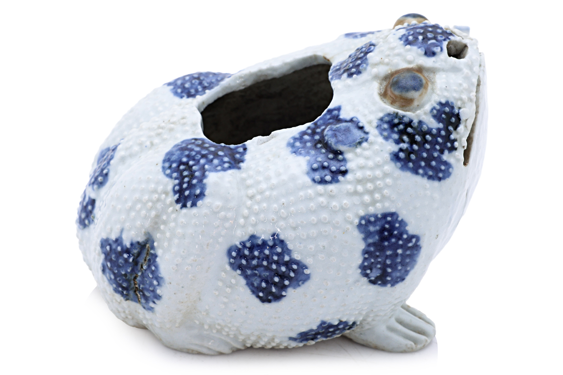A BLUE AND WHITE TOAD-SHAPED INCENSE BURNER - Image 2 of 5