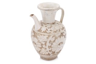 A CIZHOU-TYPE INCISED AND SLIP DECORATED EWER