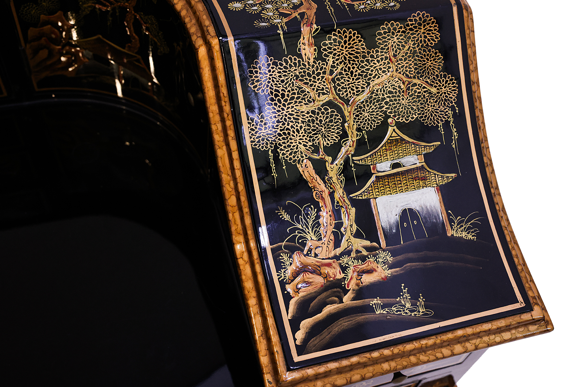 A MODERN CHINOISERIE CARLTON HOUSE DESK AND CHAIR - Image 4 of 8