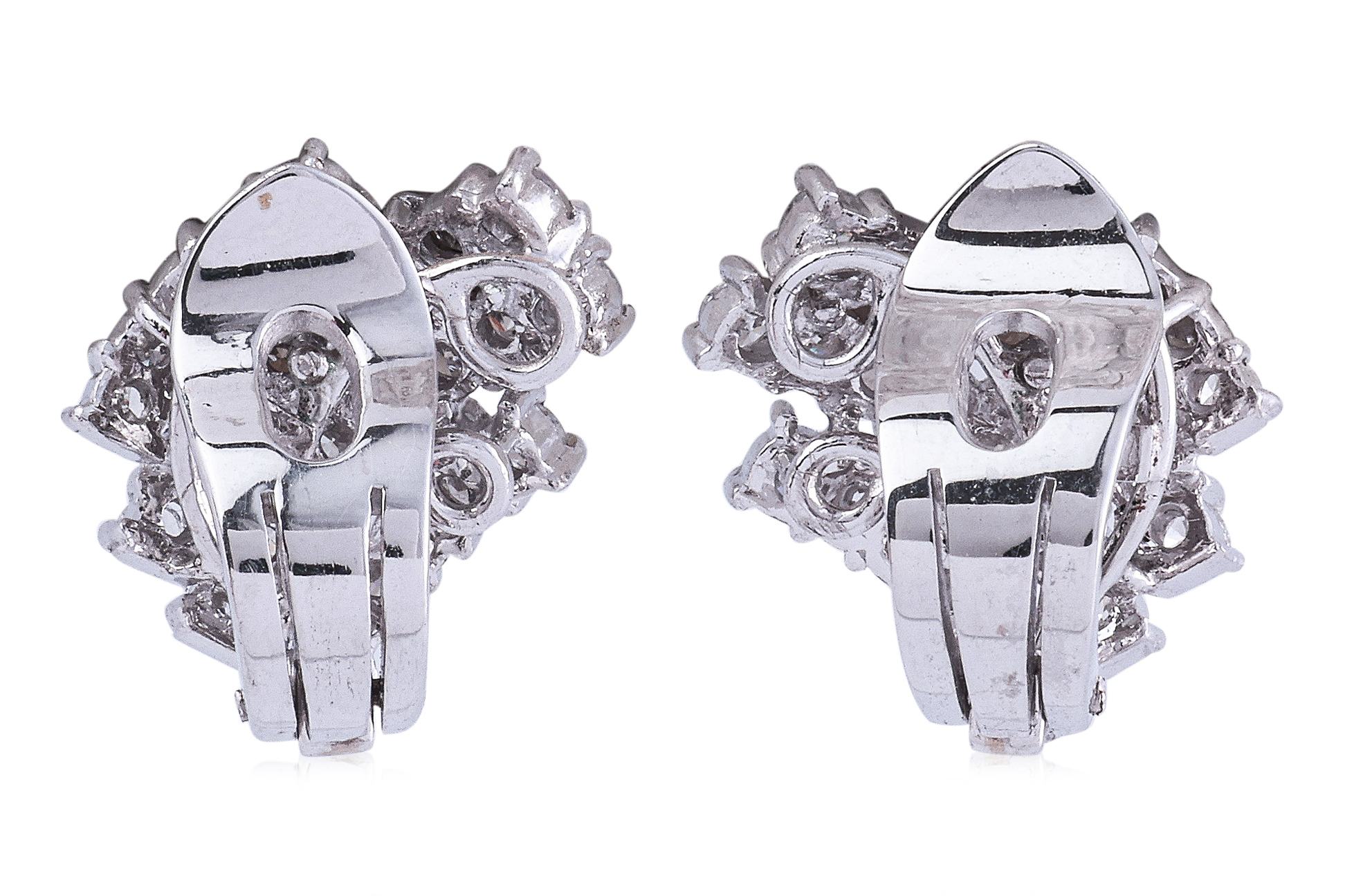 A PAIR OF DIAMOND CLIP EARRINGS - Image 3 of 3