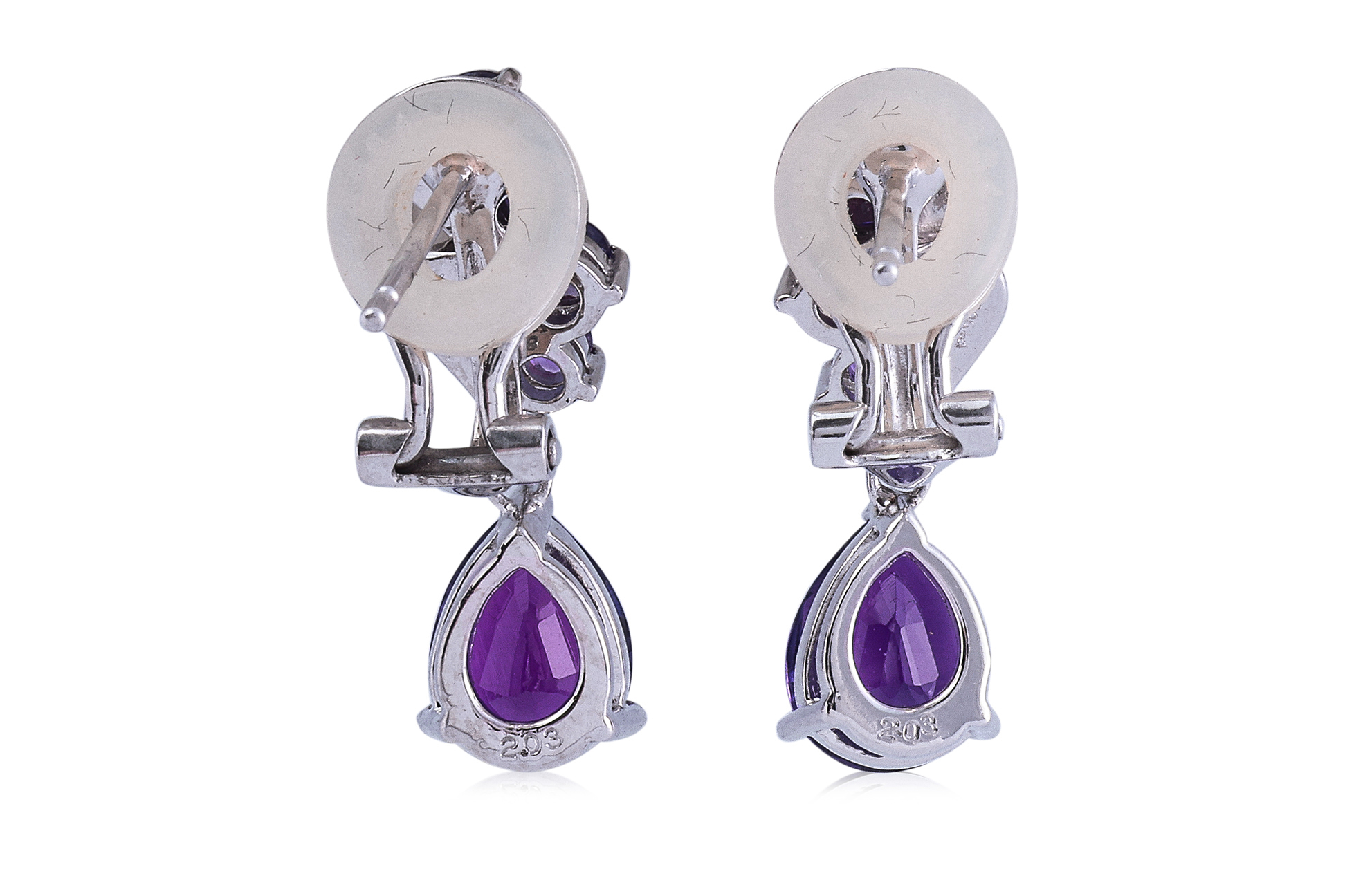 A PAIR OF AMETHYST EARRINGS - Image 3 of 3