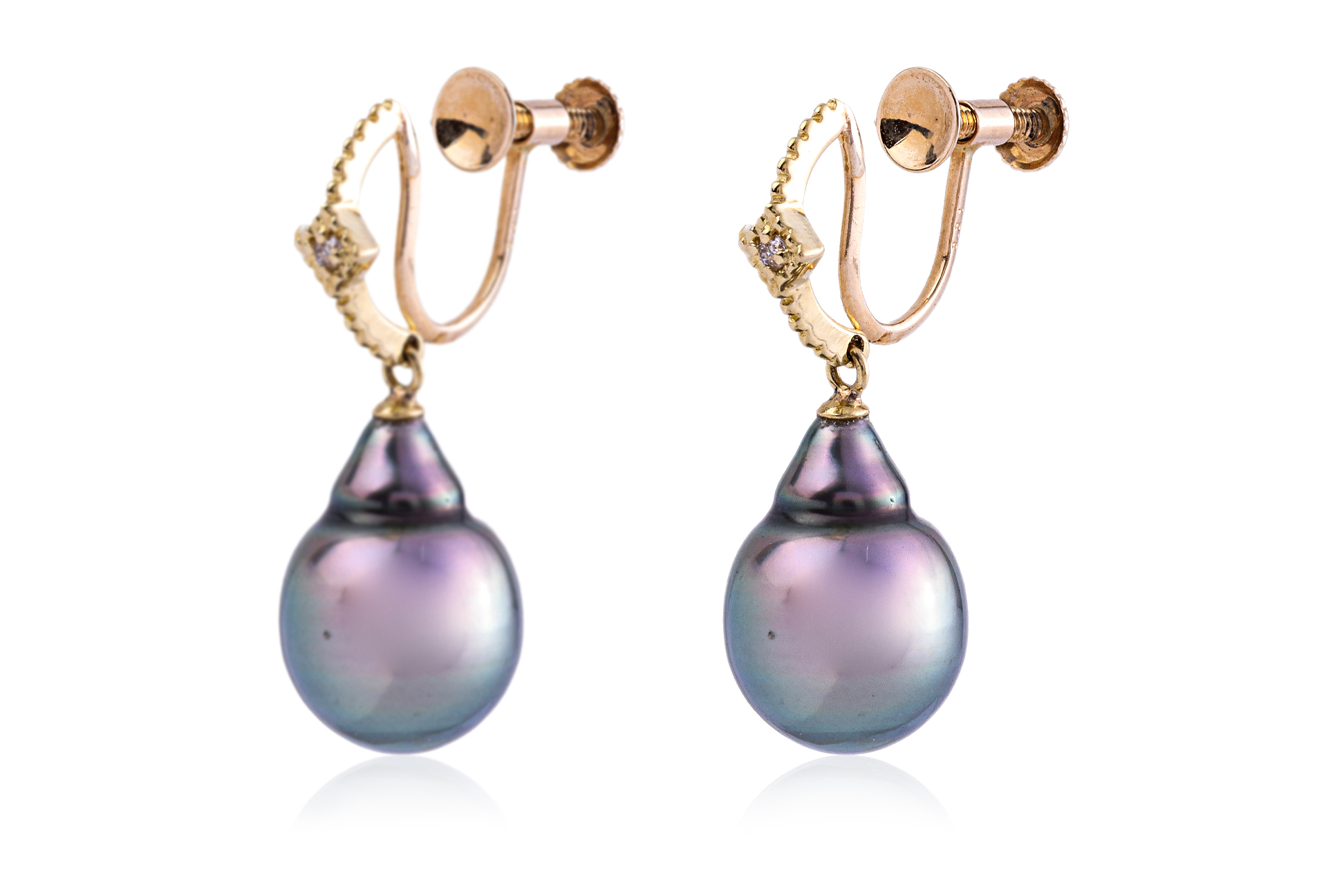 A PAIR OF CULTURED BAROQUE PEARL SCREW-BACK EARRING - Image 2 of 3