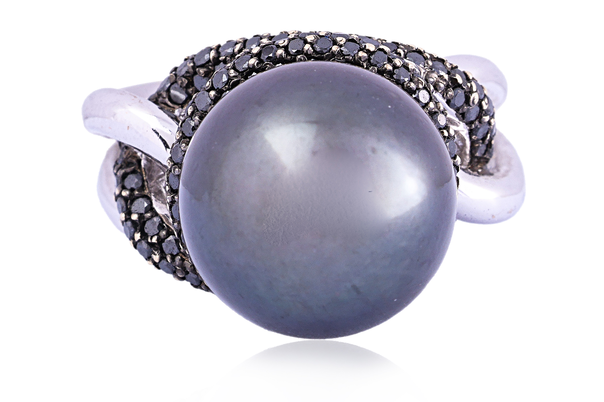 A TAHITIAN CULTURED PEARL AND BLACK DIAMOND RING - Image 2 of 4