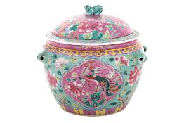 A FAMILLE ROSE TURQUOISE GROUND KAMCHENG