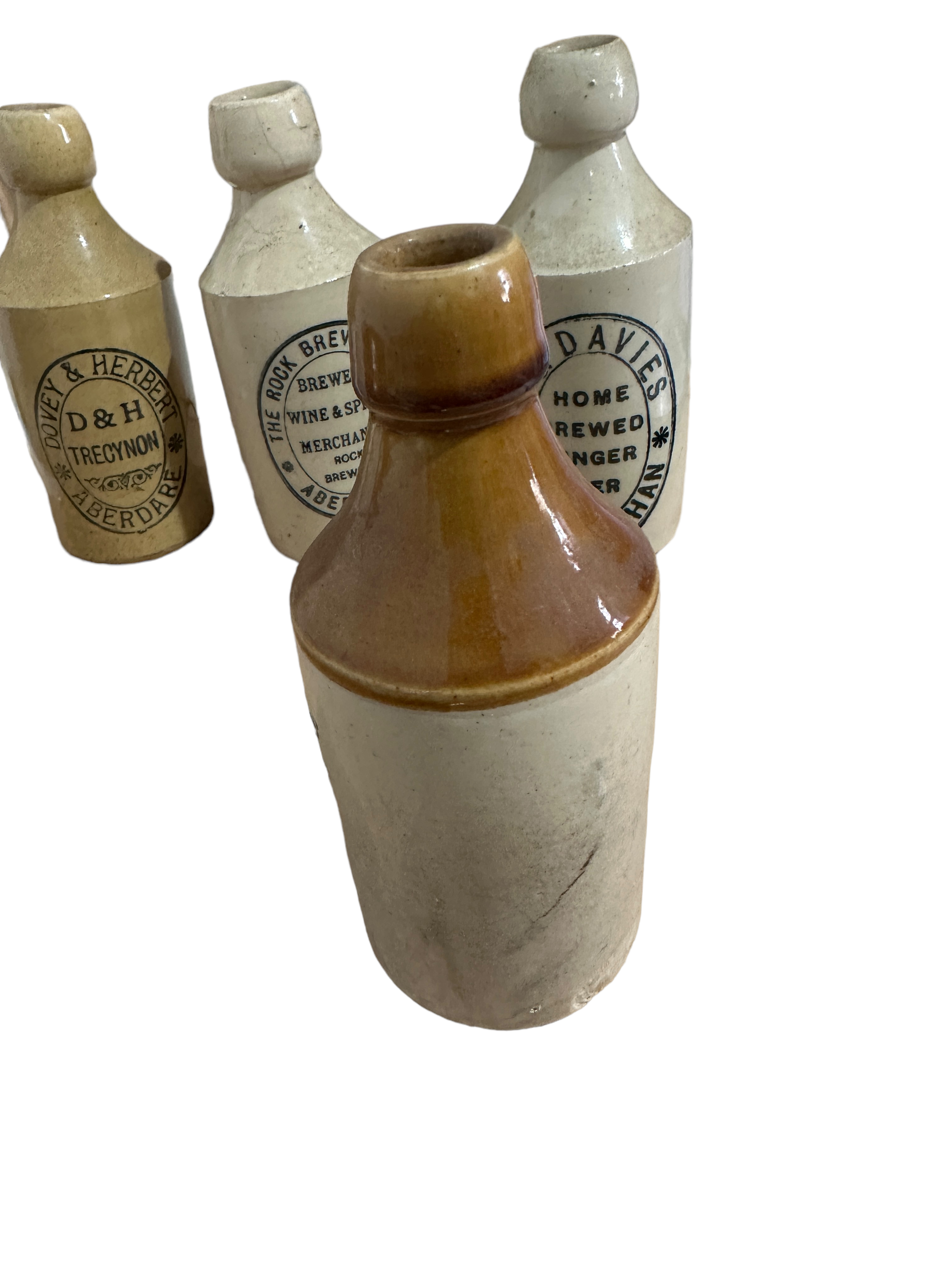 Lot of mainly Welsh Ginger Beer Bottles - Stanley M Williams Pontypool etc. - Image 13 of 21