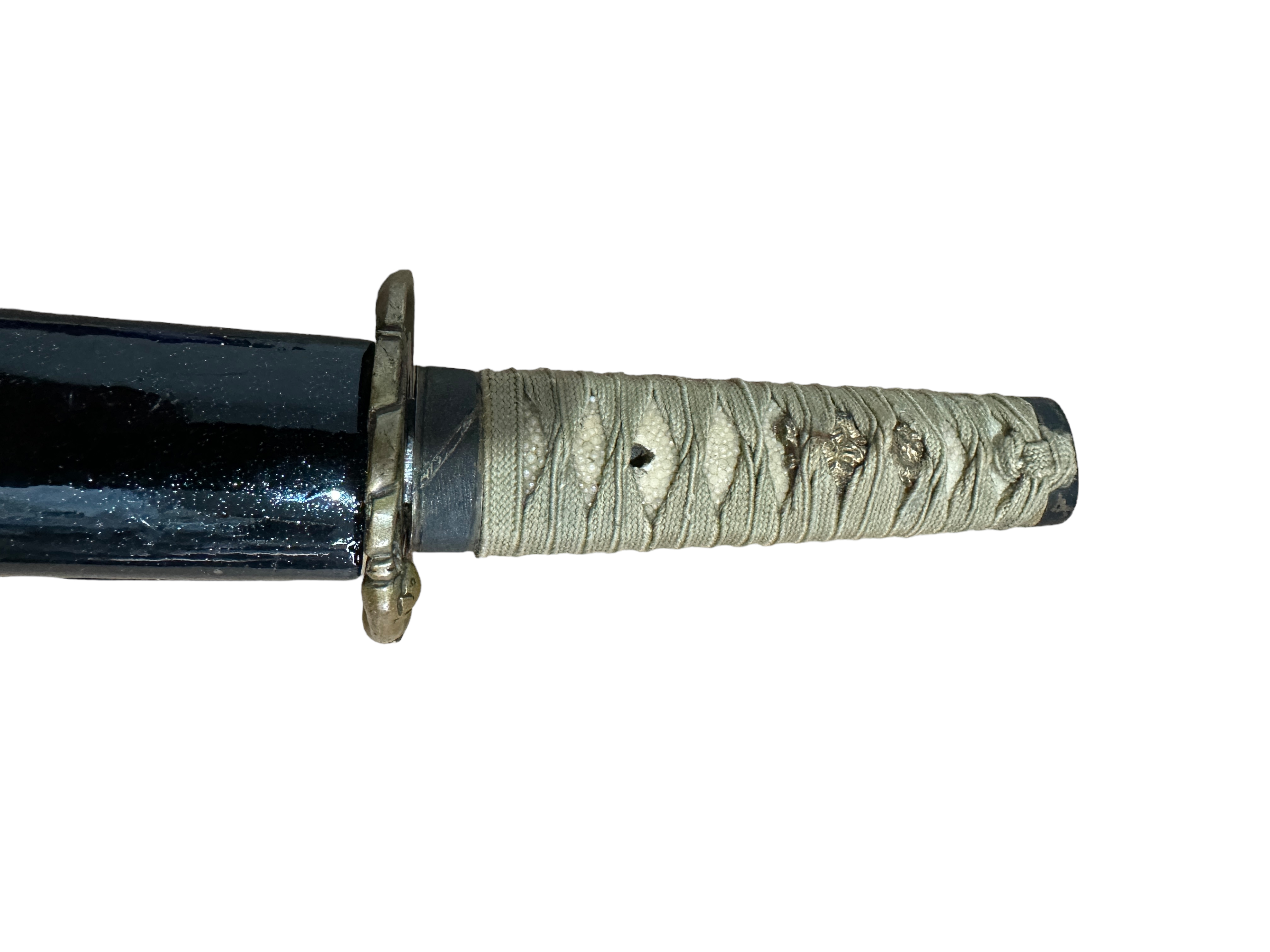Antique Japanese Tanto Sword - 18 1/4" (46.5cm) overall with a blade of 12 1/2" (32cm) long. - Image 2 of 11
