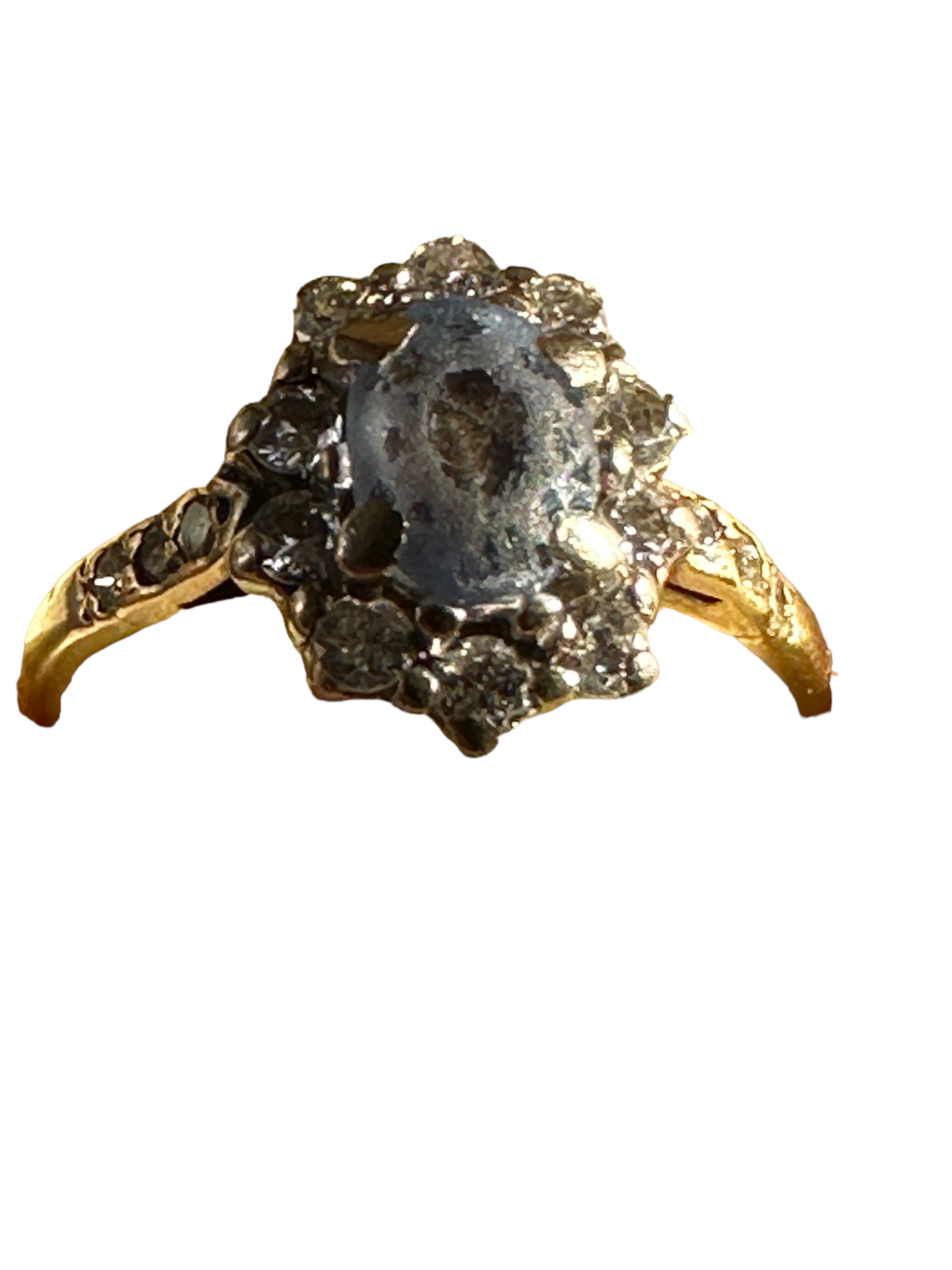 Antique 18 karat Gold, Diamond and Central Stone Ring - 2.85 grams. - Image 2 of 4