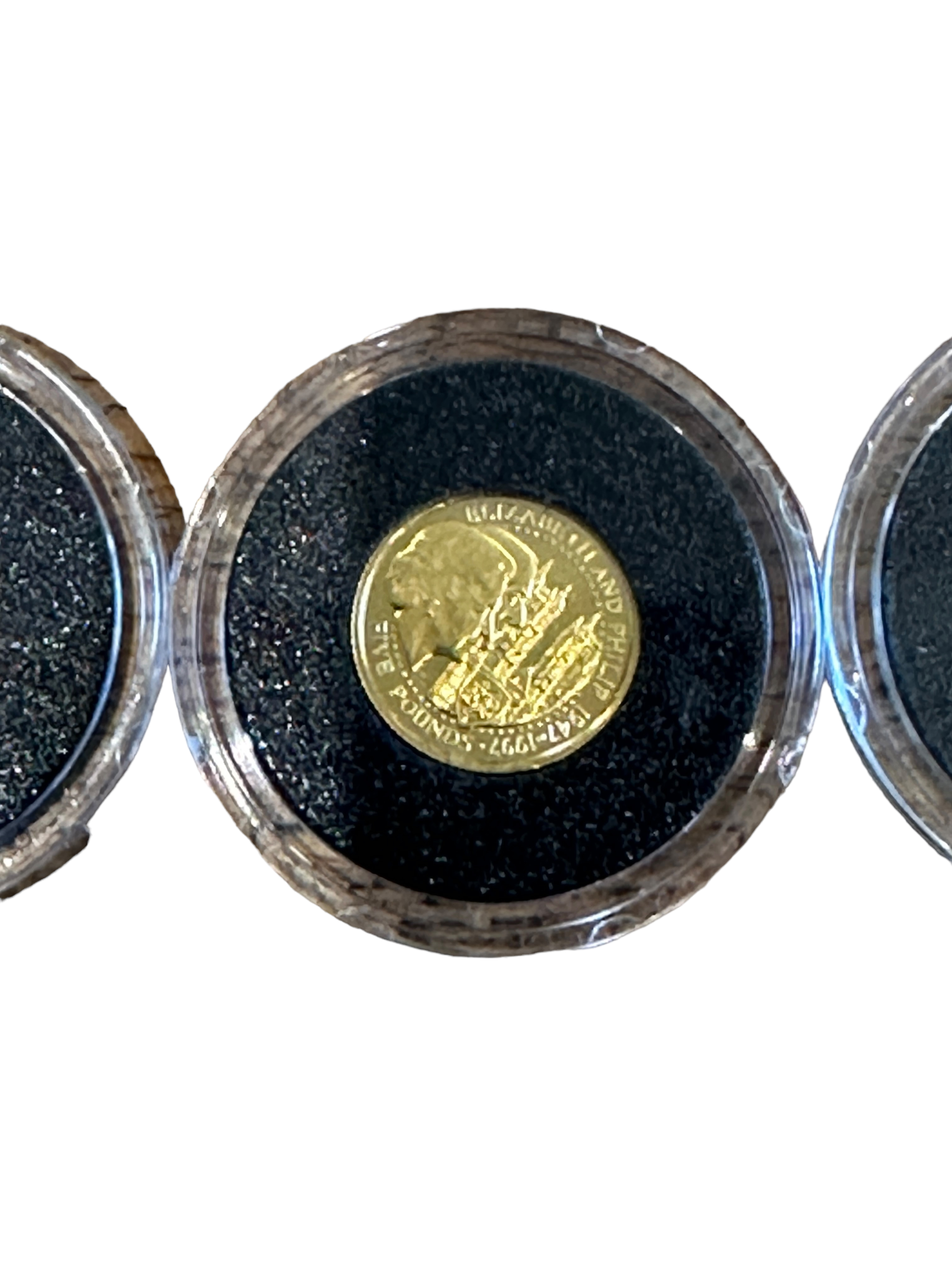 Lot of 7 Miniature Gold Coins to include - Yellowstone 10 dollars-Guernsey £5-Cook Islands. - Image 4 of 9