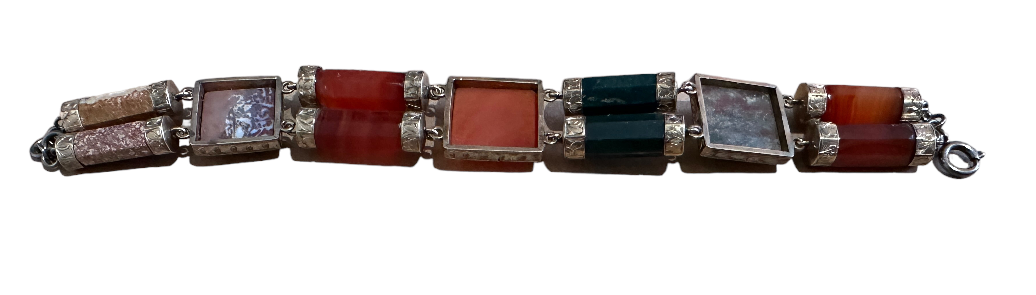 Antique/Vintage Scottish Silver and Hardstone Bracelet approx 18cm long. - Image 5 of 8