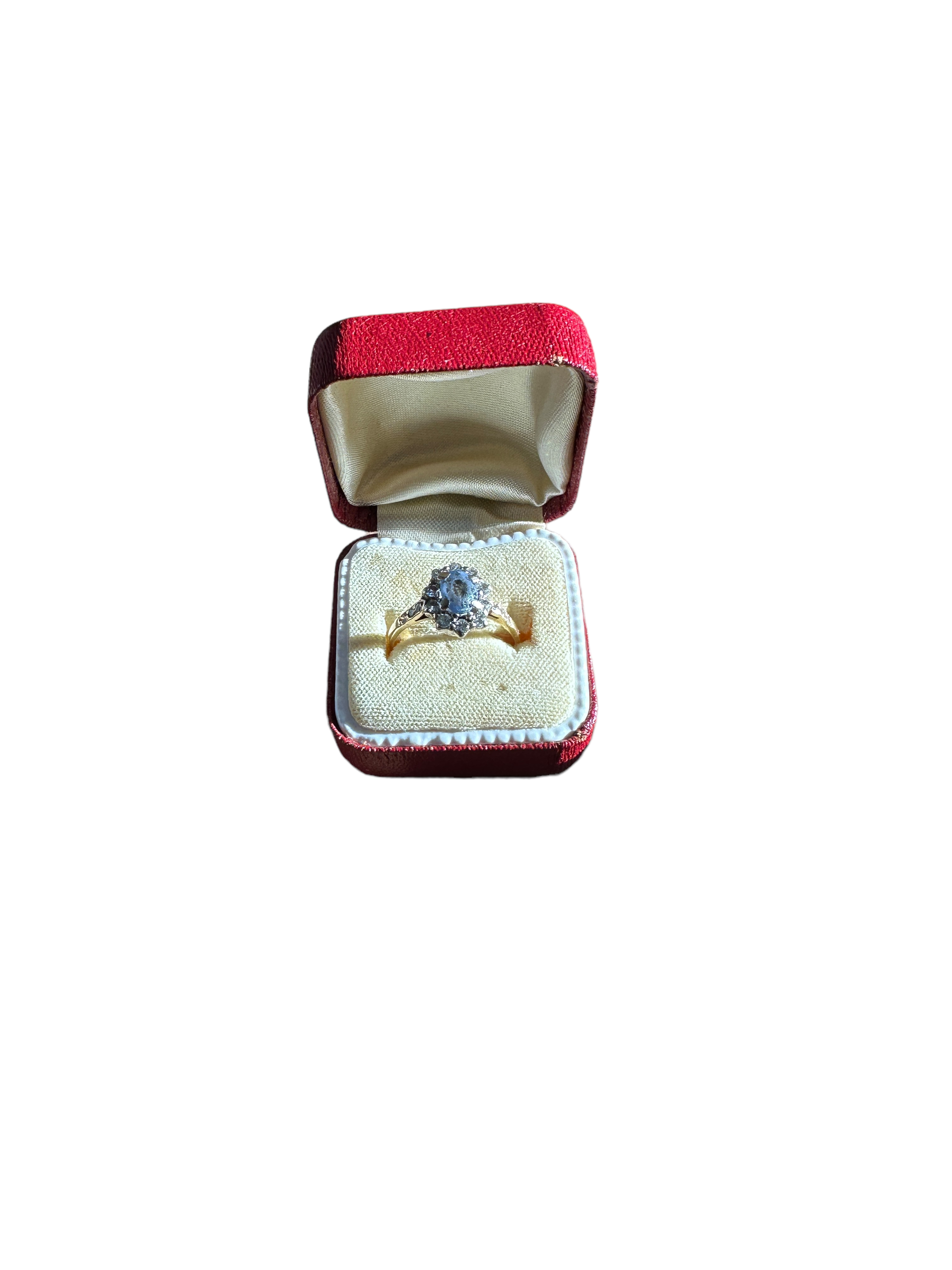 Antique 18 karat Gold, Diamond and Central Stone Ring - 2.85 grams.