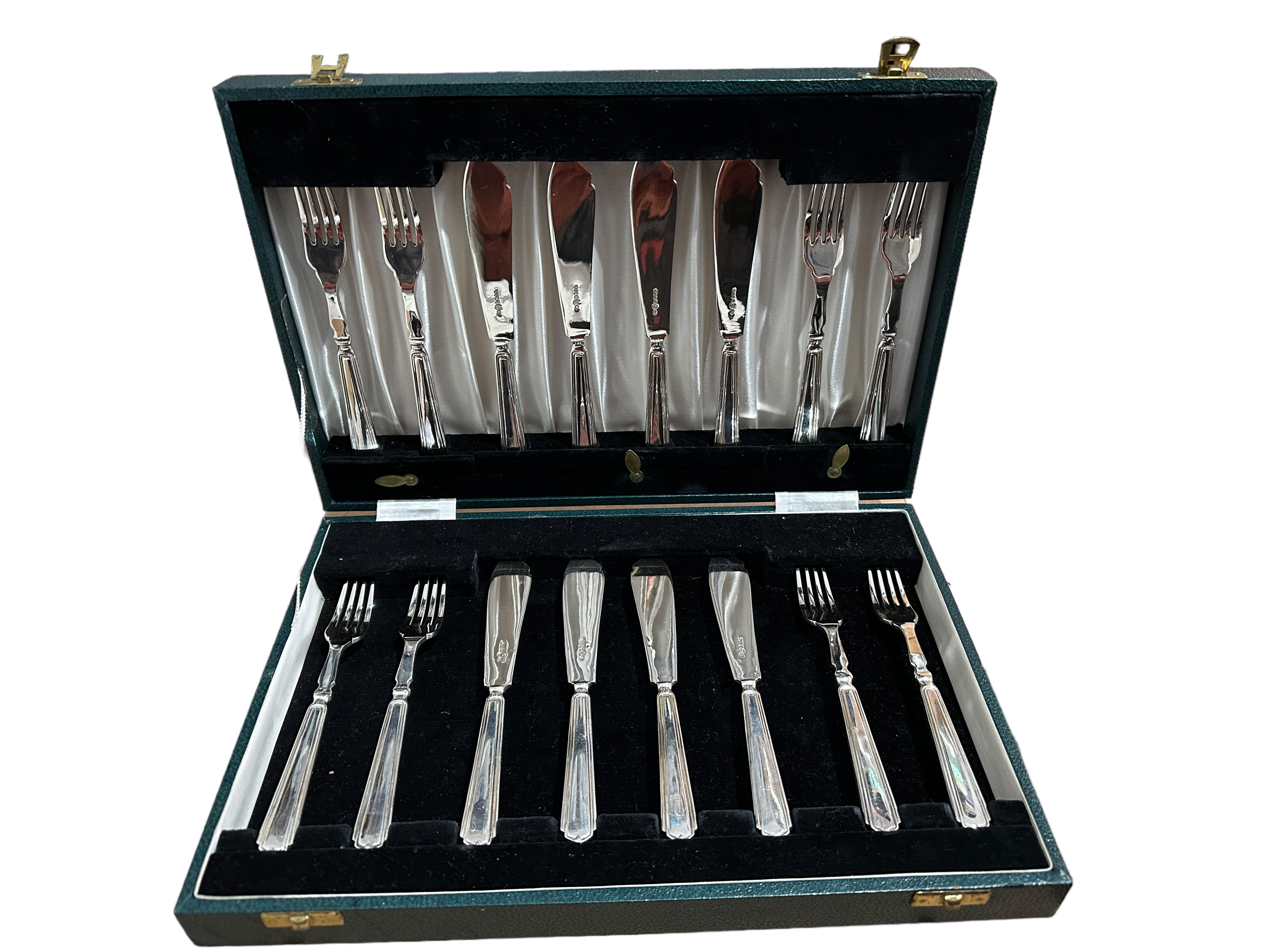 Boxed CJA Sheffield Silver Plate Set of 8 Fish Forks and Knives.